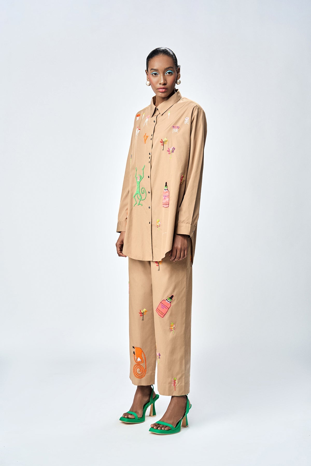 STRAIGHT PANTS OF ( FUNKY MONKEY BAGGY SHIRT )