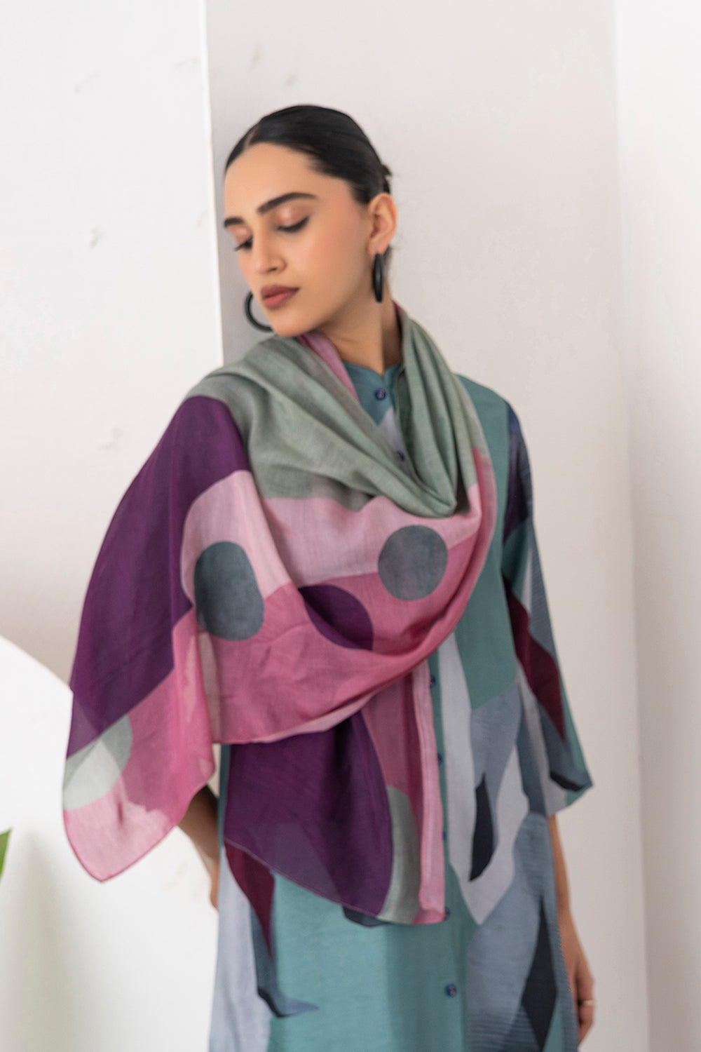 Salmon Pink & Wine Thin Chanderi Printed Stole (1 PC)