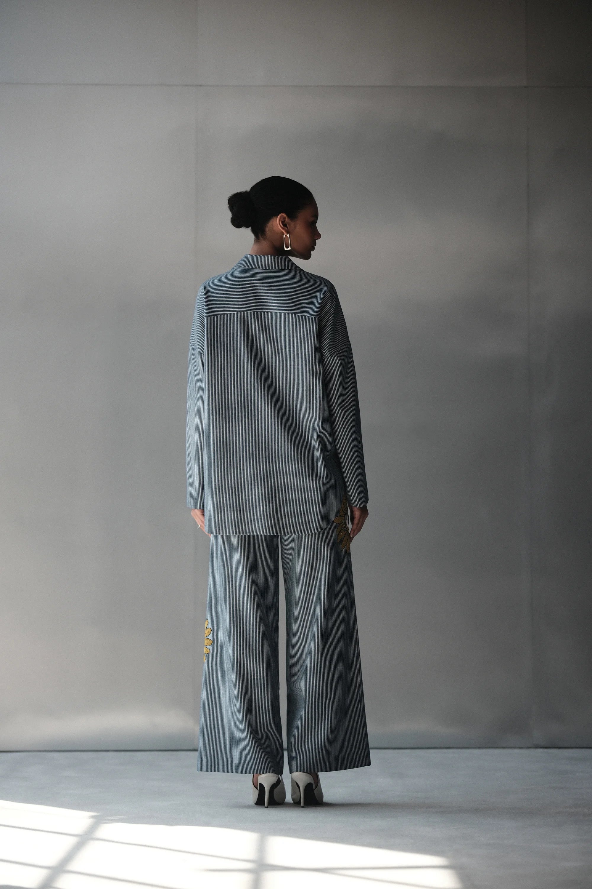 FLARED PANT OF (EYE BLOOM BAGGY SHIRT)