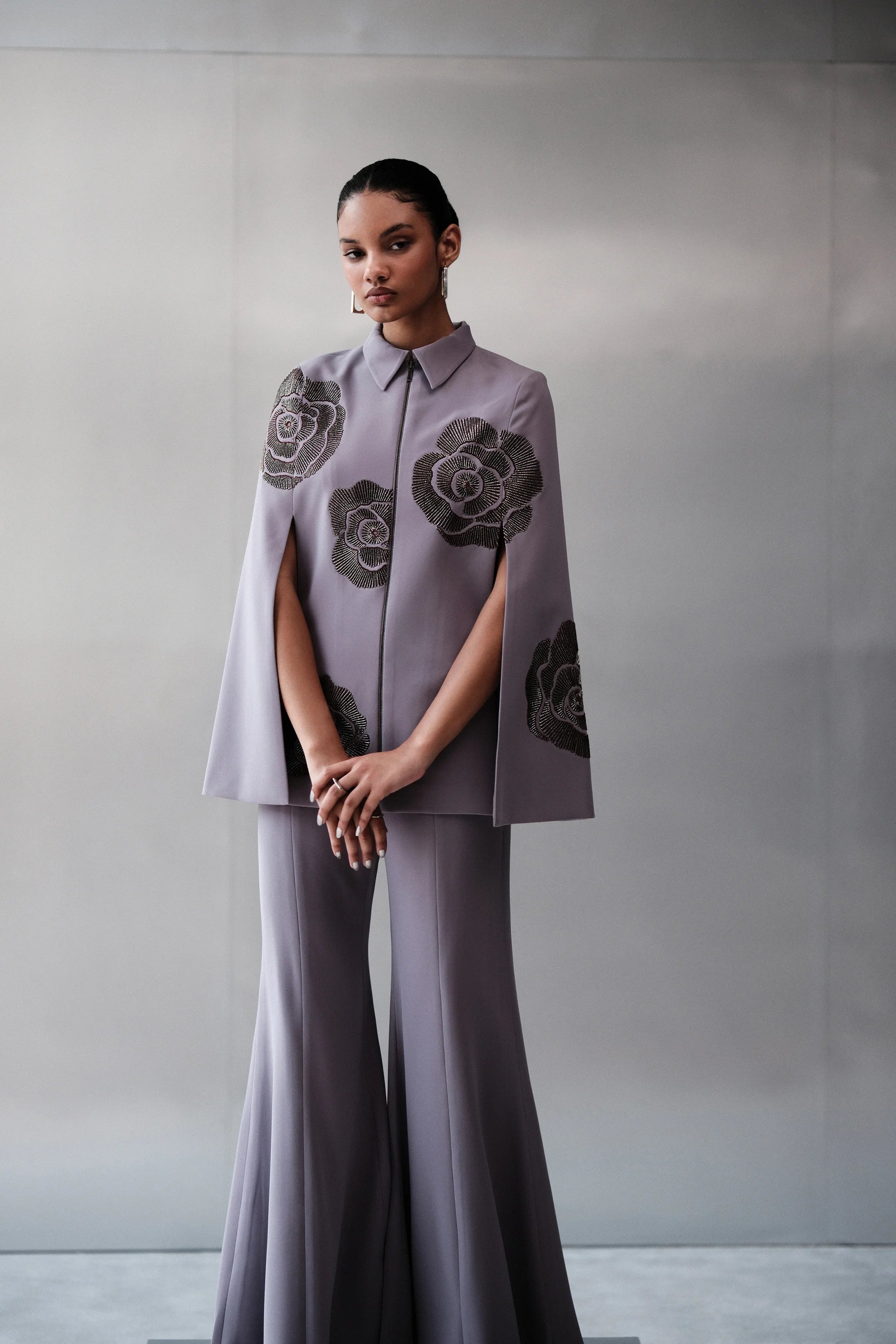 GEOMETRIC ROSES CAPE