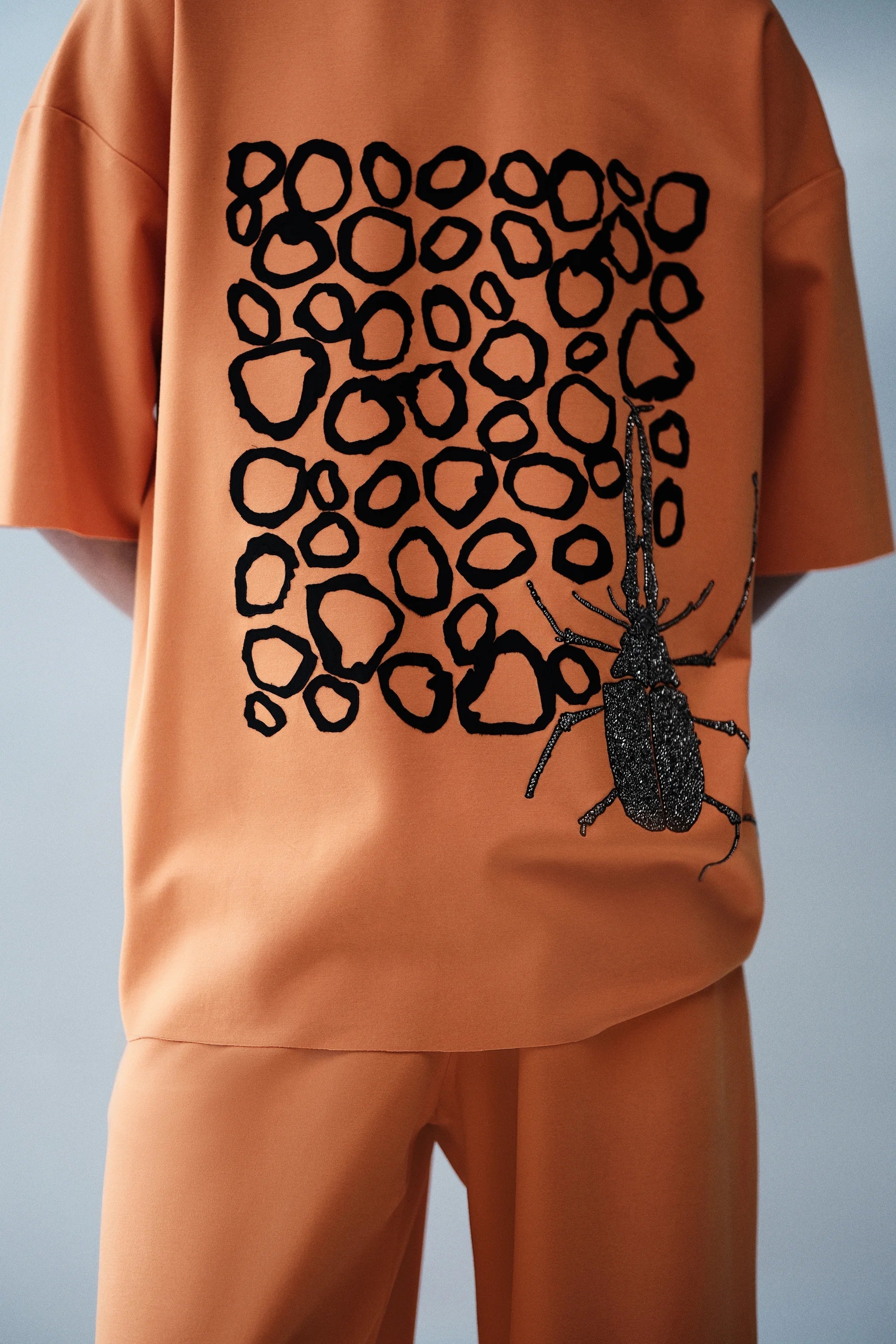 BUG AND CIRCLE BOXY T-SHIRT