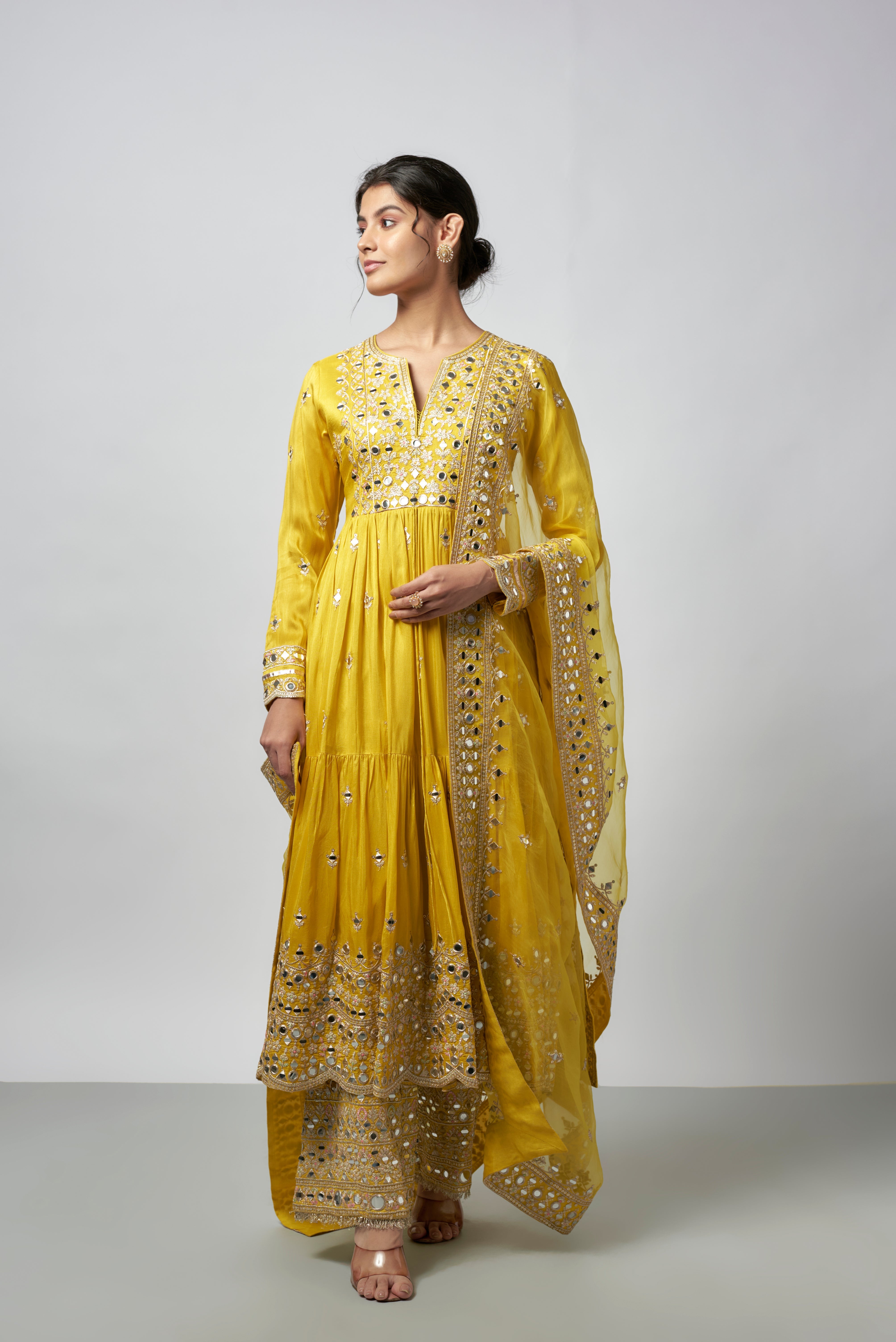 CY Gopi Vaid Arundhati AG Set Front 1