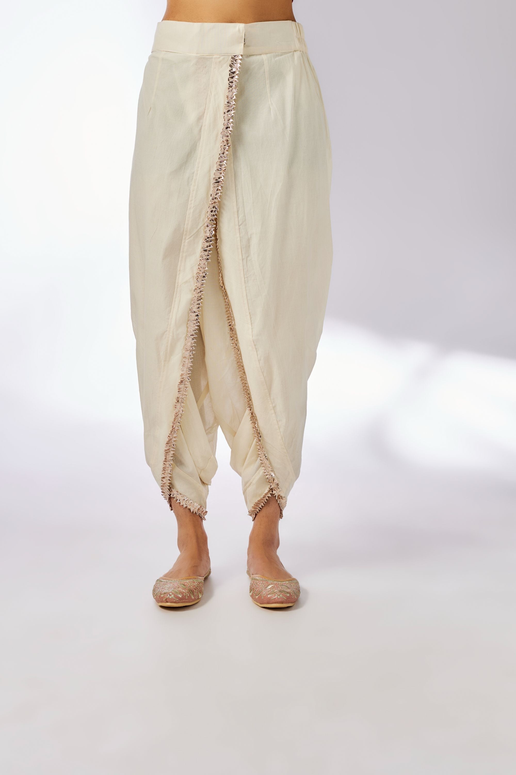 CY Gopi Vaid Ekta AG Navy Dhoti Set Closeup 2