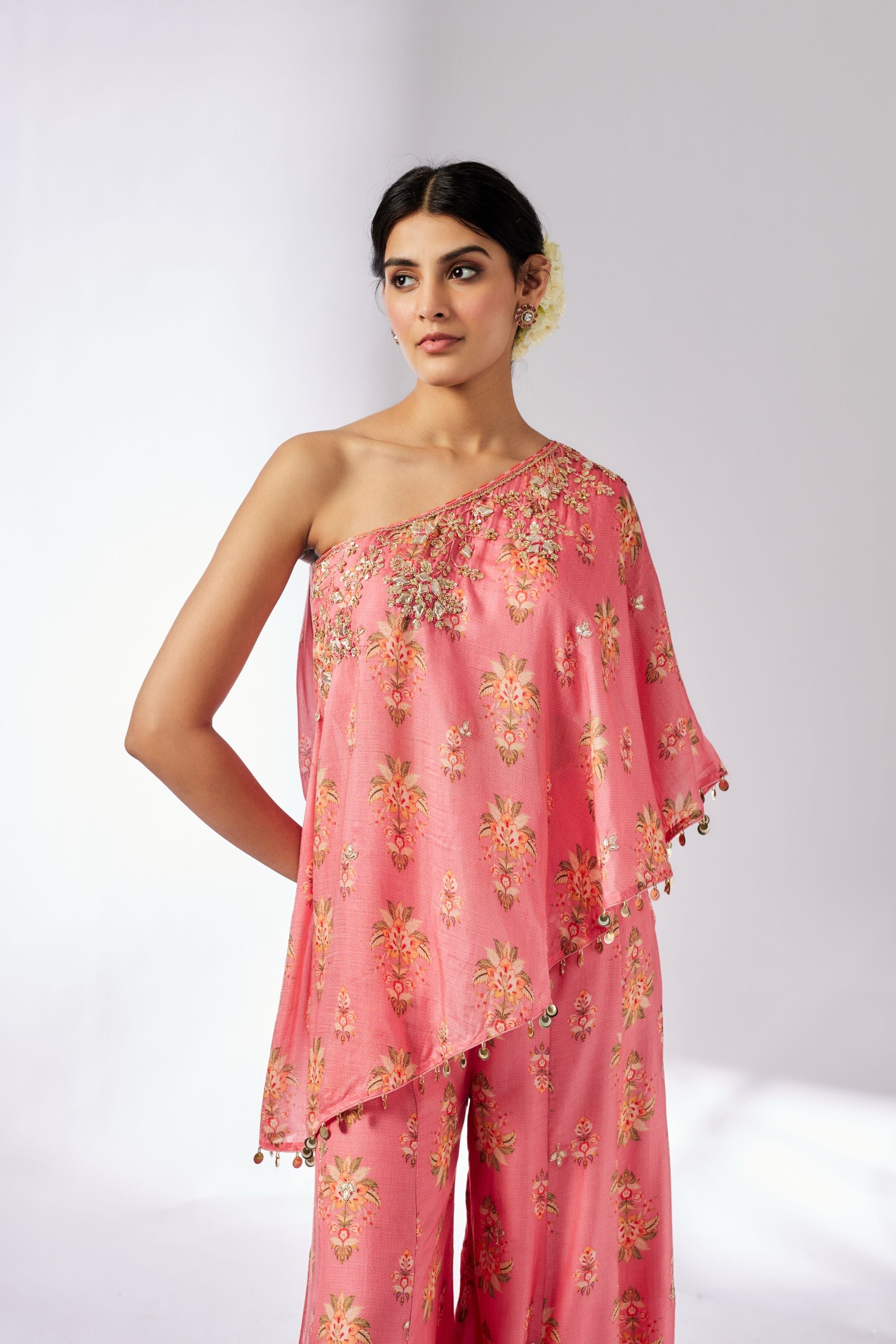 CY Gopi Vaid Elena Pink Pant Set Closeup 3