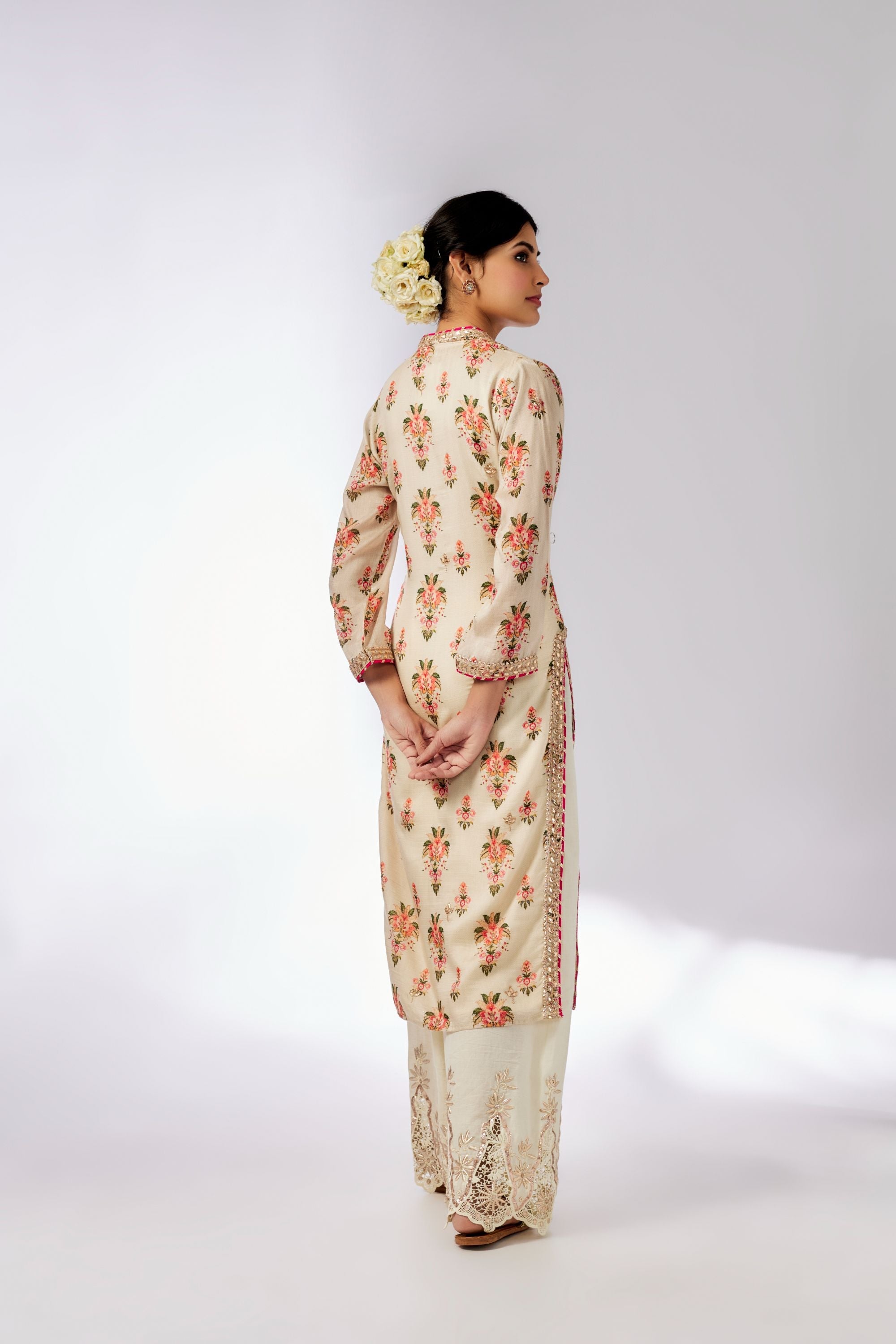 CY Gopi Vaid Gargi Ivory Tunic Back 1