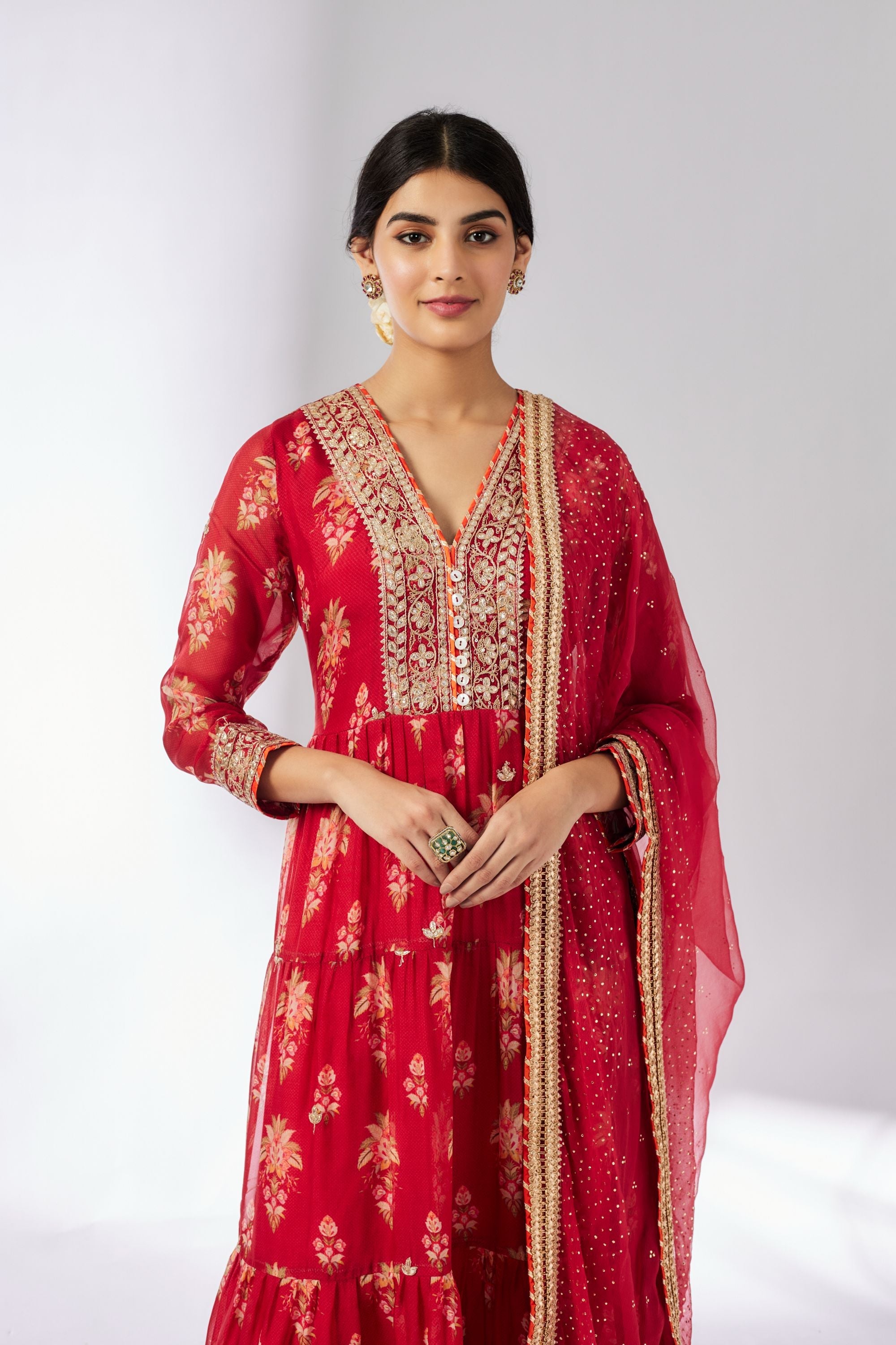 CY Gopi Vaid Joshna Tiered Red Anarkali Set Closeup1