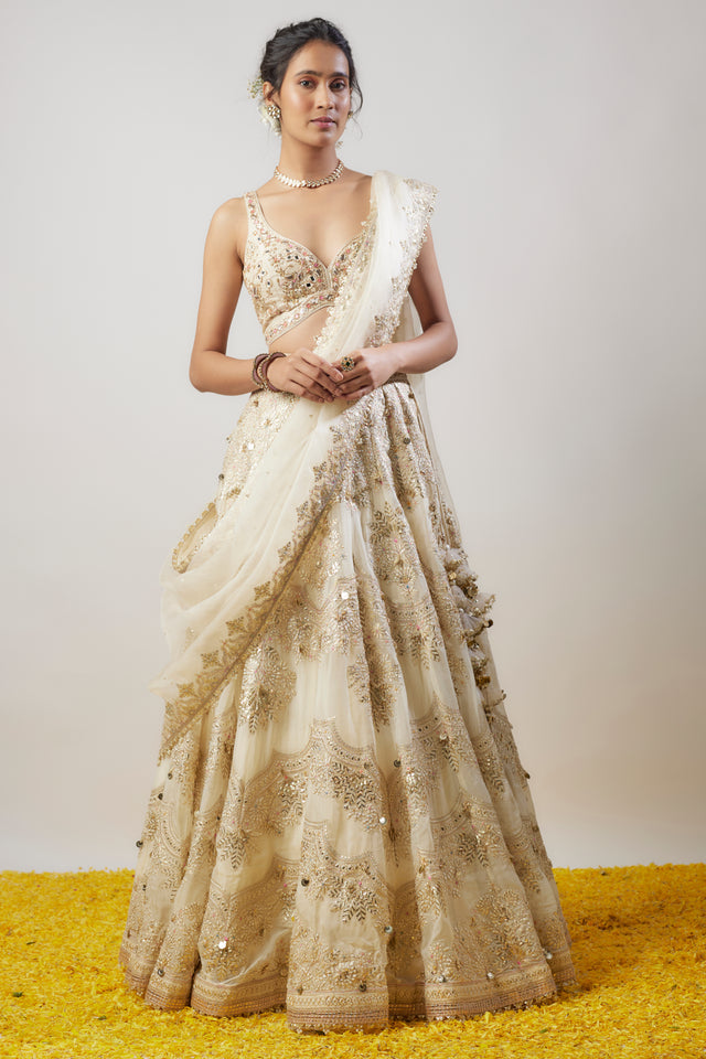CY Gopi Vaid Karishma Lehenga Set Front 4