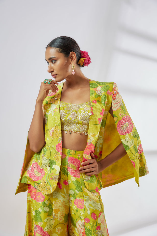 CY Gopi Vaid Mahek Blazer Set Closeup 2