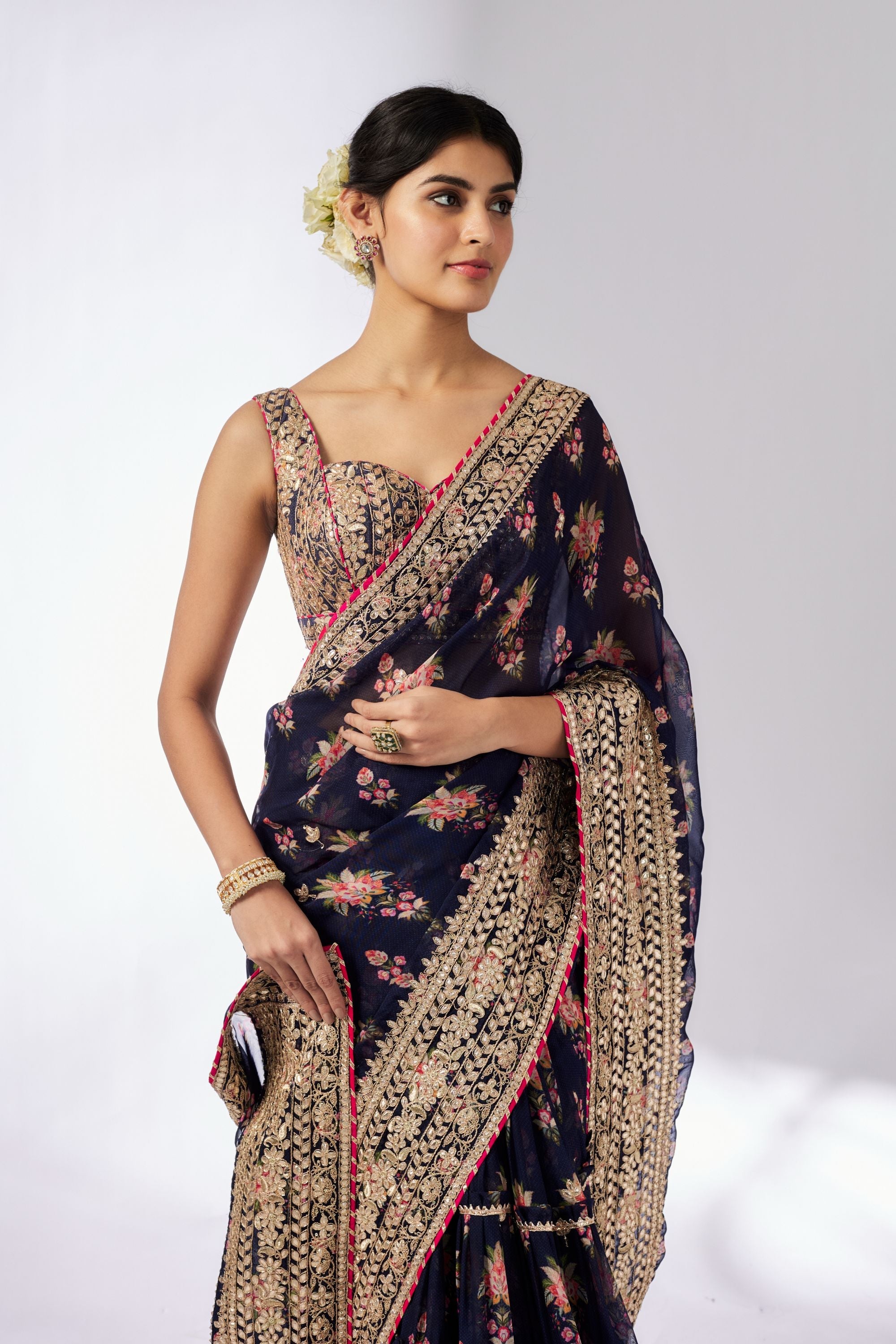 CY Gopi Vaid Mahira Navy Saree Set Closeup 1