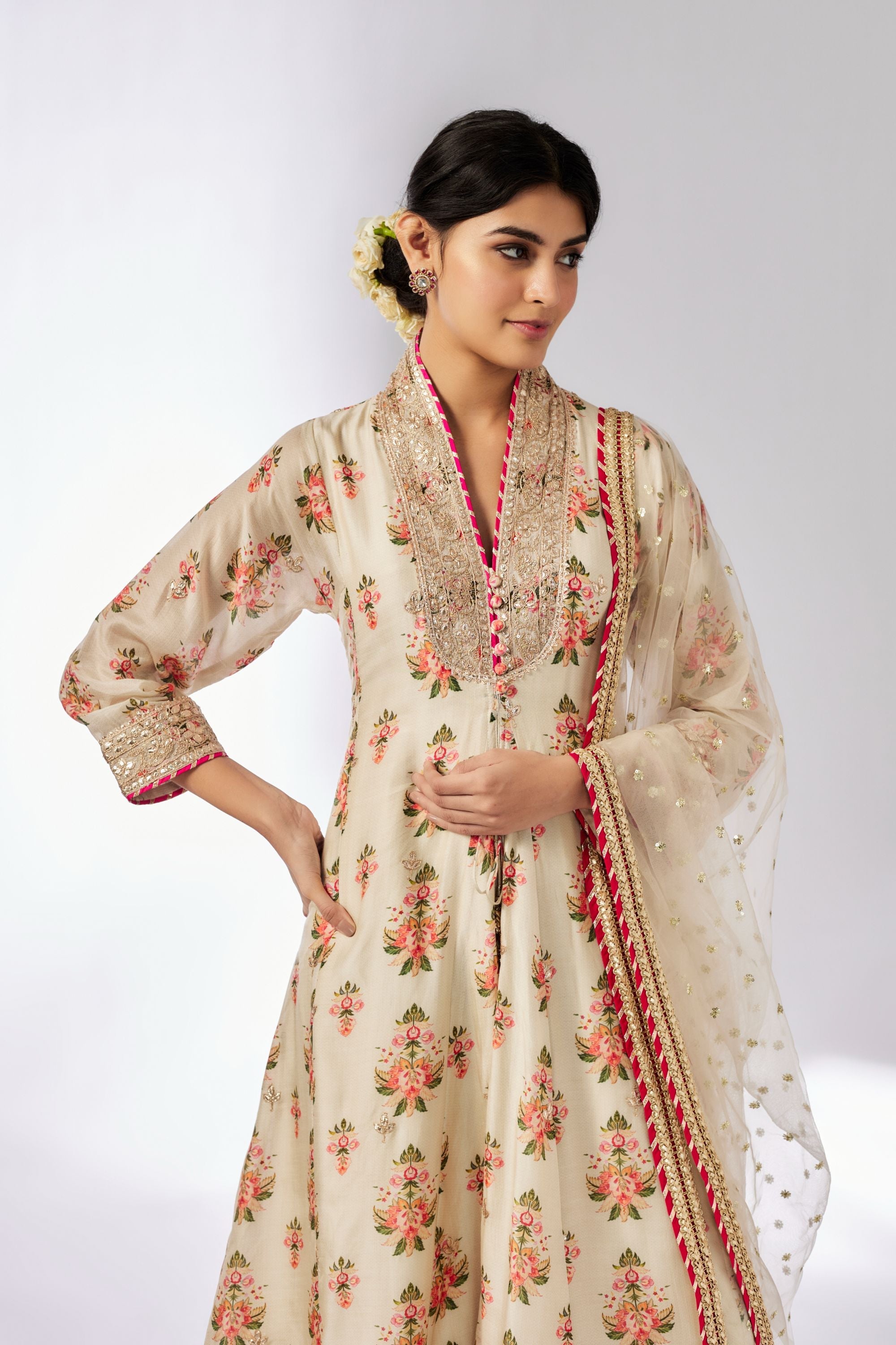 CY Gopi Vaid Mansi Ivory Embroidered Palazzo Set Closeup 1