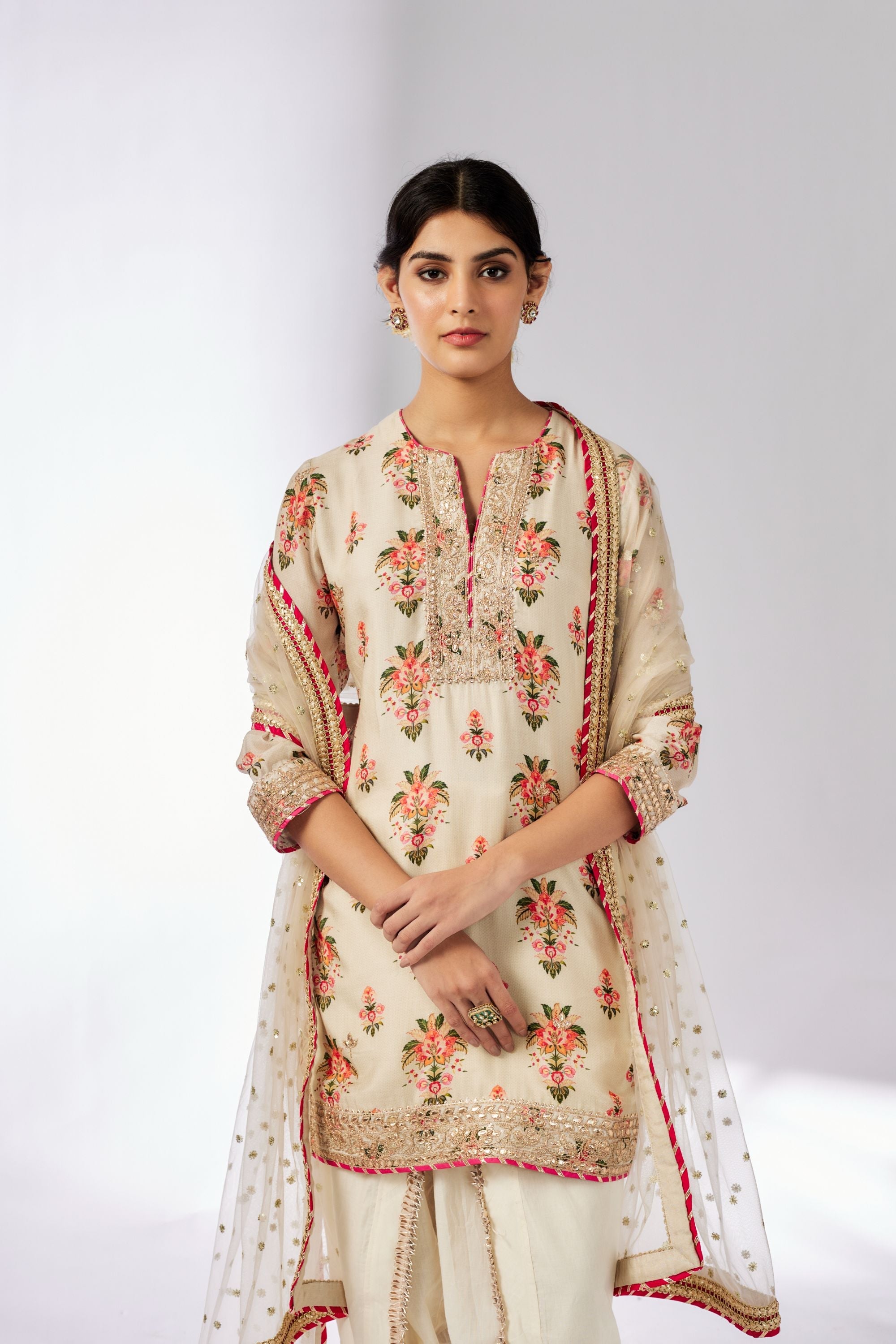 CY Gopi Vaid Moulika Ivory Dhoti Set Closeup 1