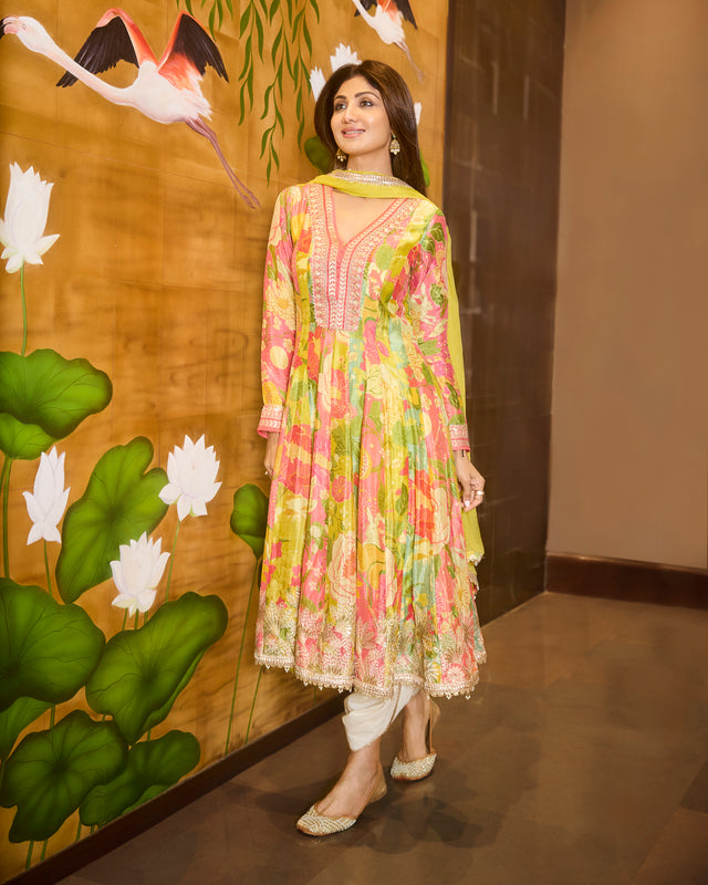 CY Gopi Vaid Nasreen Dhoti Set Front 1