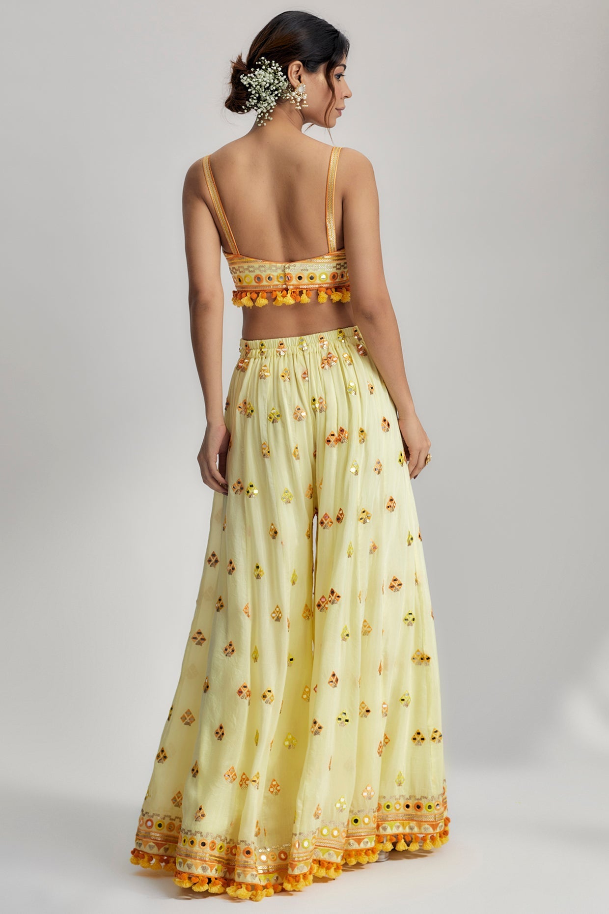 CY Gopi Vaid Swanica Cape Set With Flared Pants Back 2