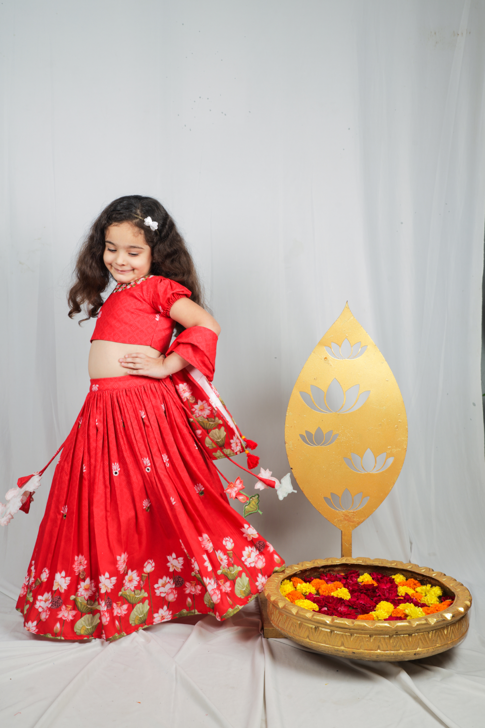 RED PICHWAI LEHENGA SET