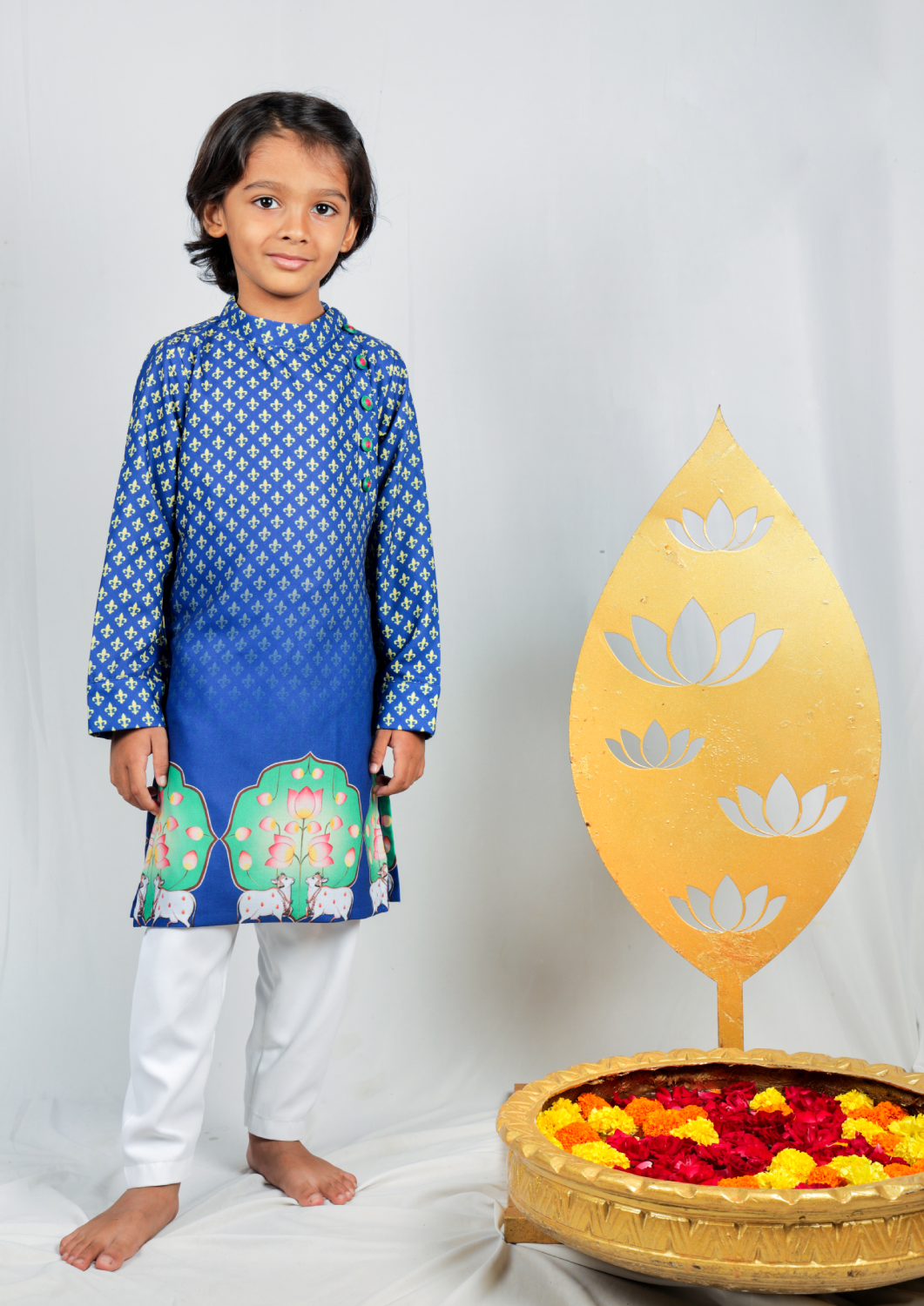 BLUE PICHWAI KURTA SET