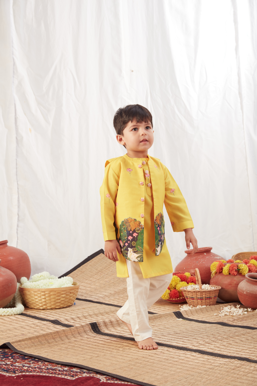 YELLOW PICHWAI BANDI SET