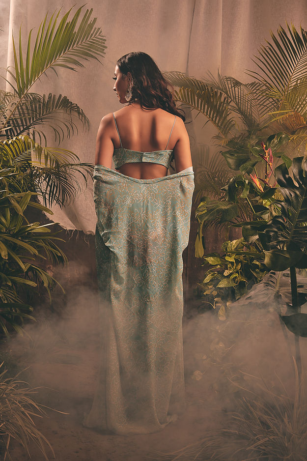 CY House Of Hiya Amorous Cape Set Back 1