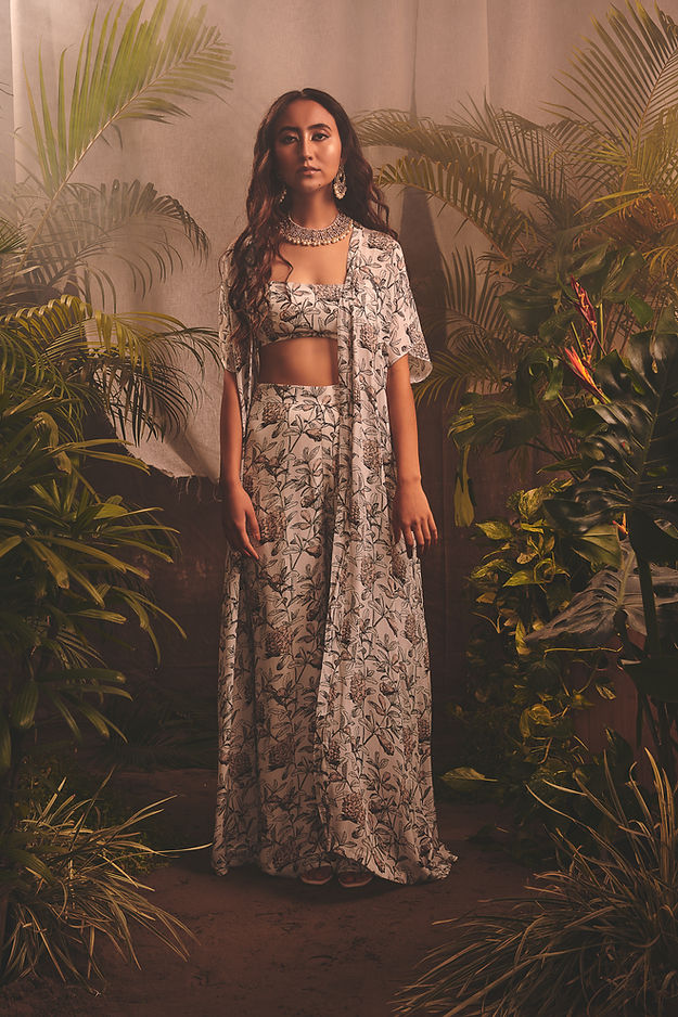 CY House Of Hiya Potent Cape Set Front 1