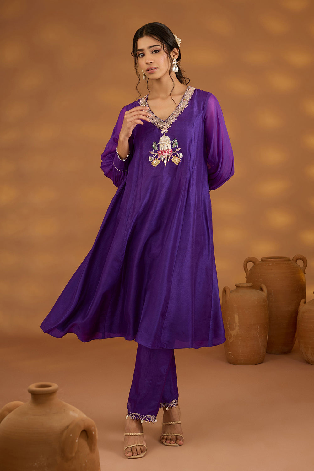 Kamal Talai Suit Set
