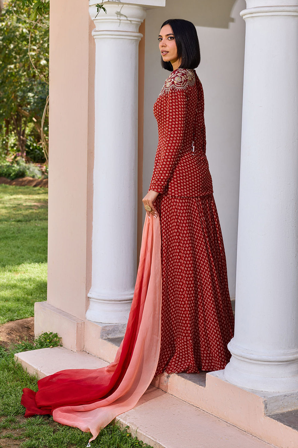Sara sharara set