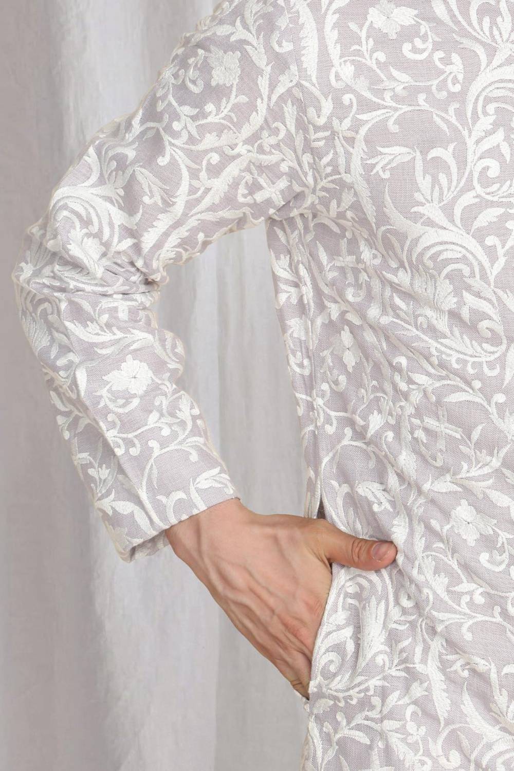 Aham Flora Thread Embroidered Kurta Set - Pastel Purple