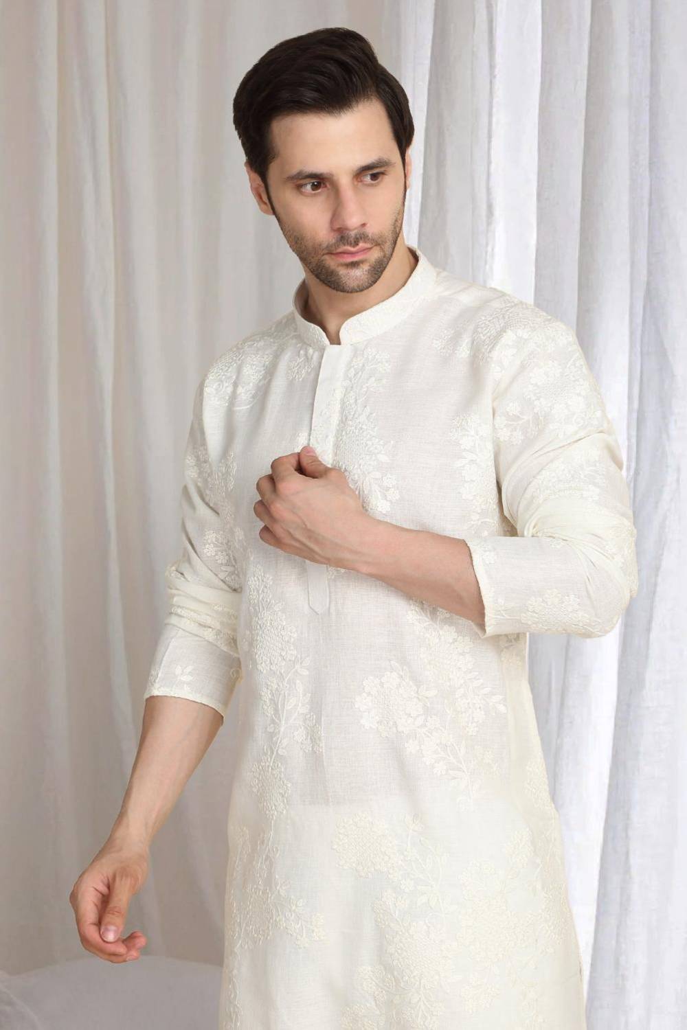 Aham Gulistaan Embroidery Thread Kurta Set - White
