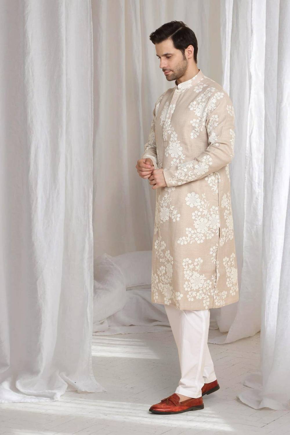 Aham Gulistaan Embroidery Thread Kurta Set - Beige