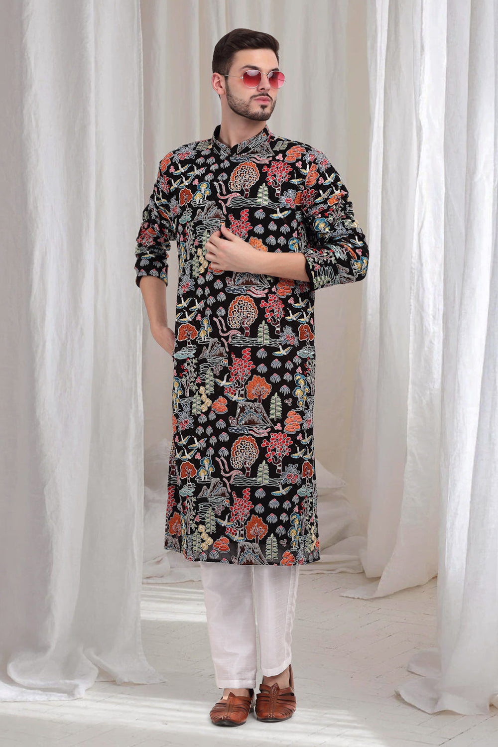 Tarnam Embroidered Nature Kurta Pant Set - Black