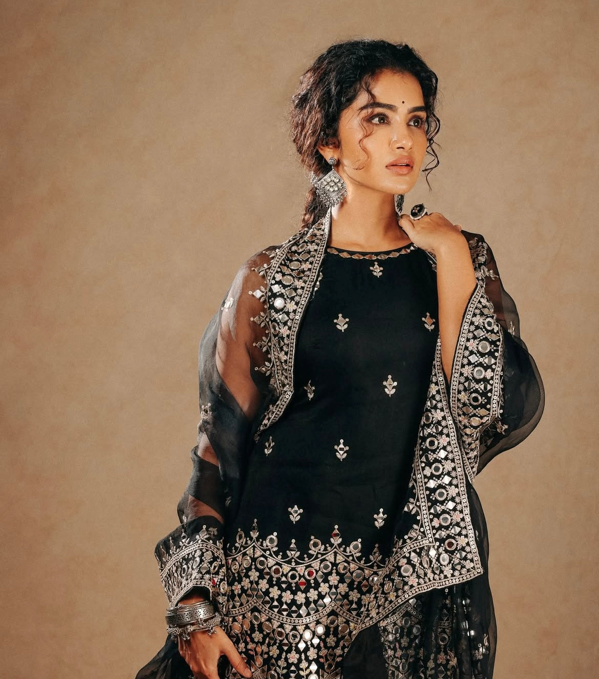 Anupama Parameswaran in Yukta Sharara Set by Gopi Vaid-Front-2