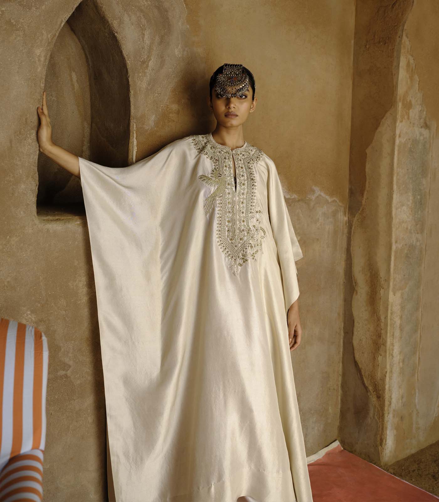 Ivory Kaftan
