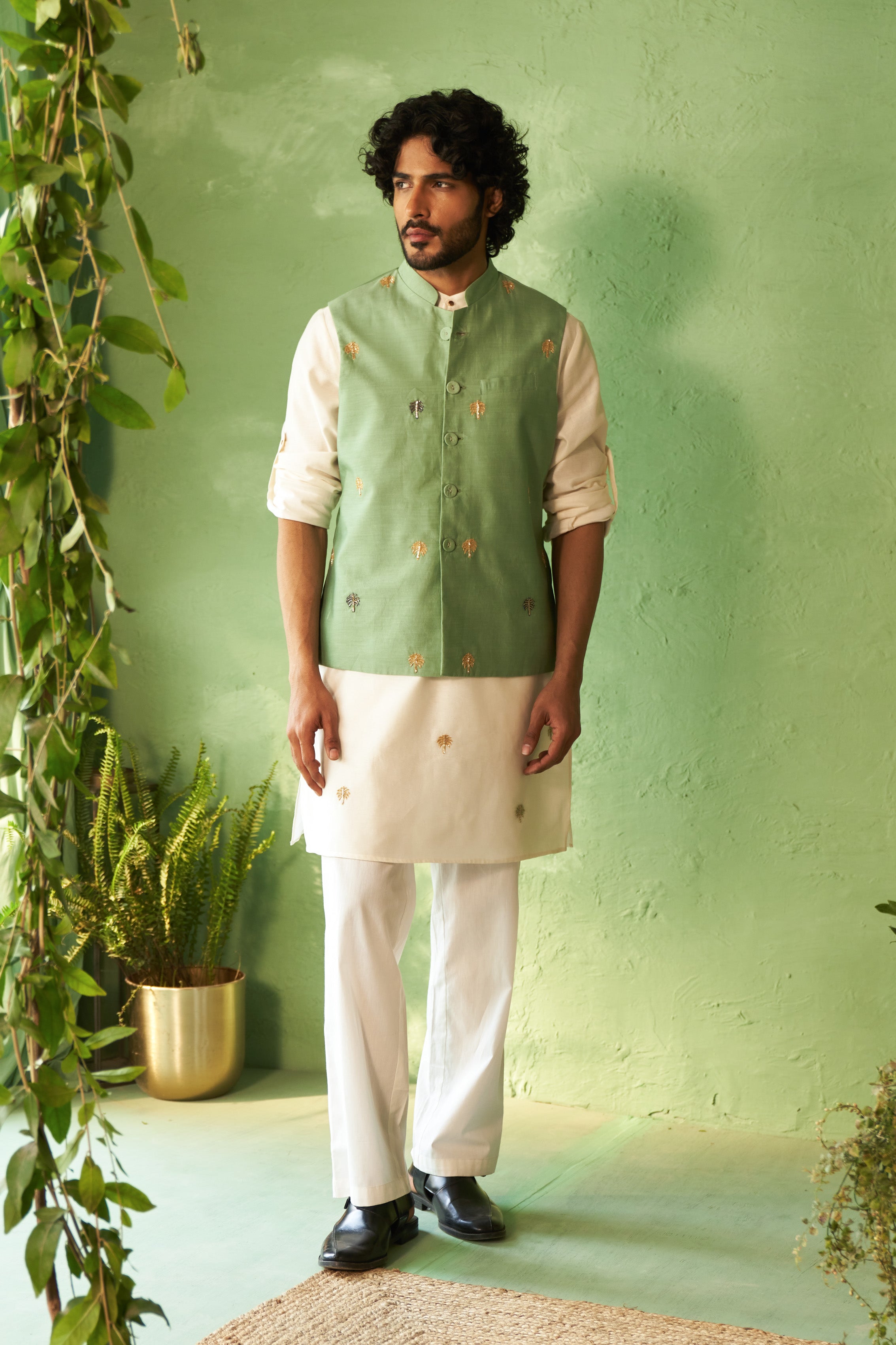 Embroidered Palm Tree Kurta Set with Nehru Jacket