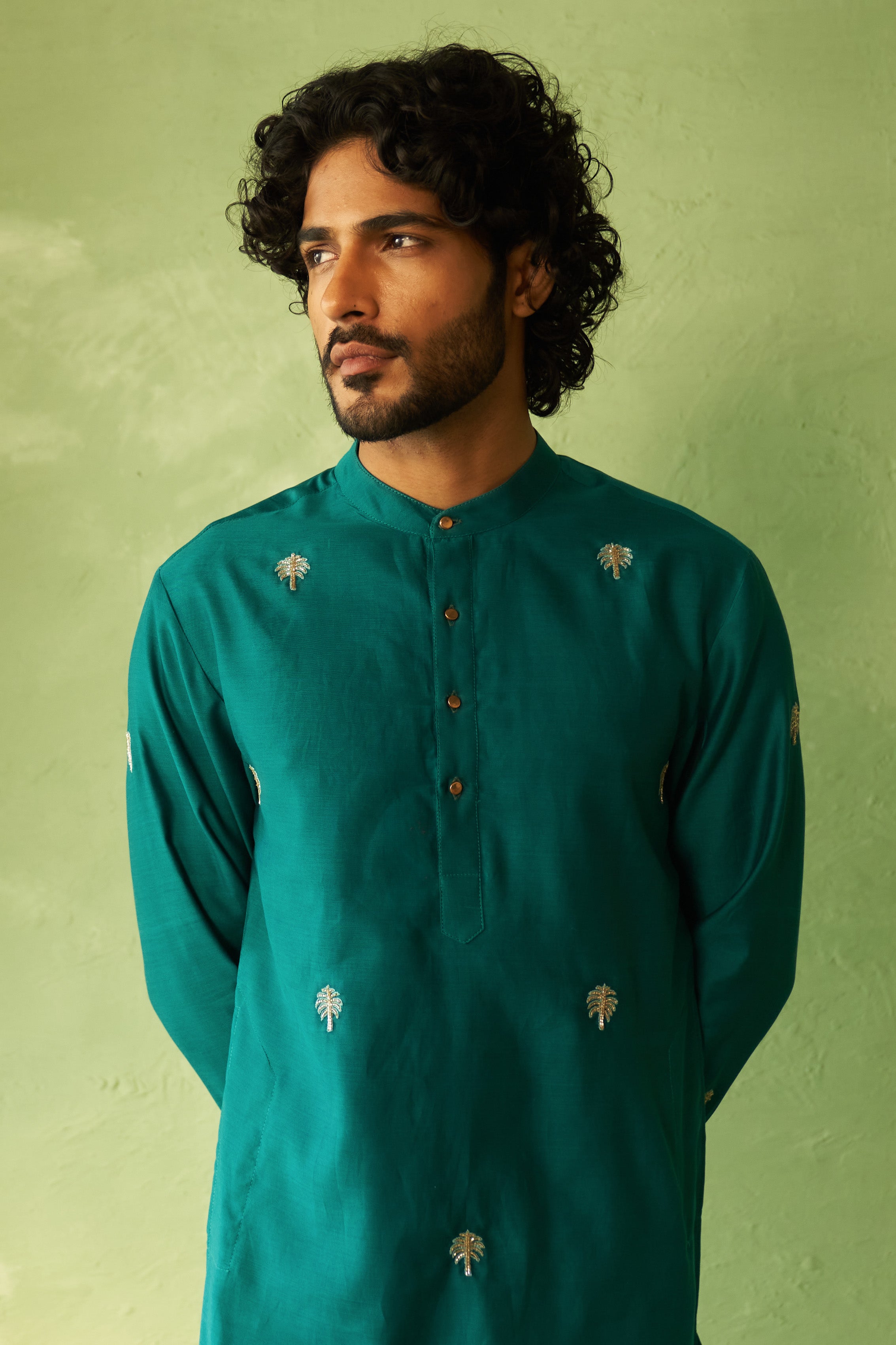 Palm Tree Embroidered Chanderi Kurta Set with Straight Pyjamas