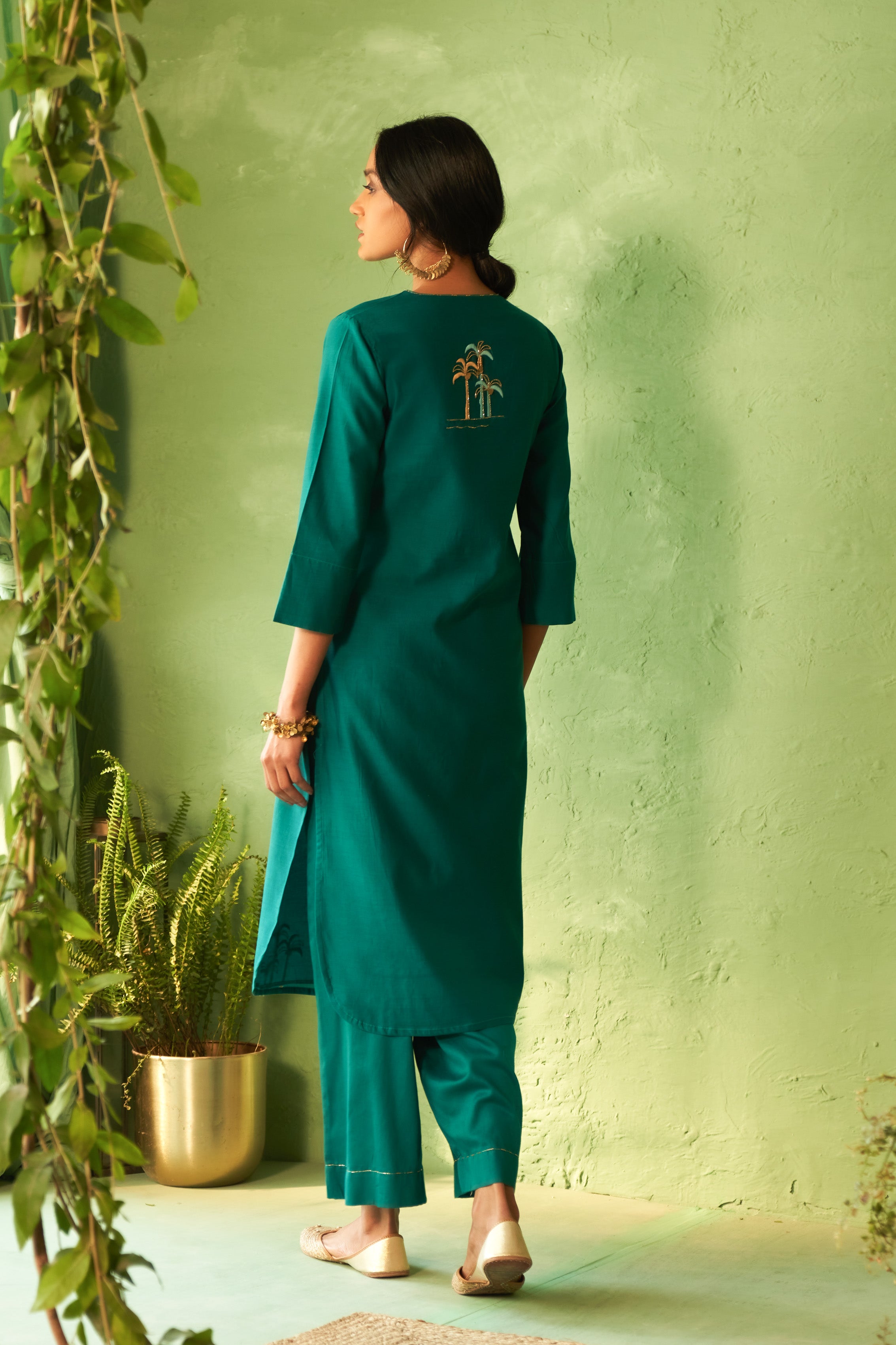 Palm Tree Motif Kurta Set with Organza Dupatta