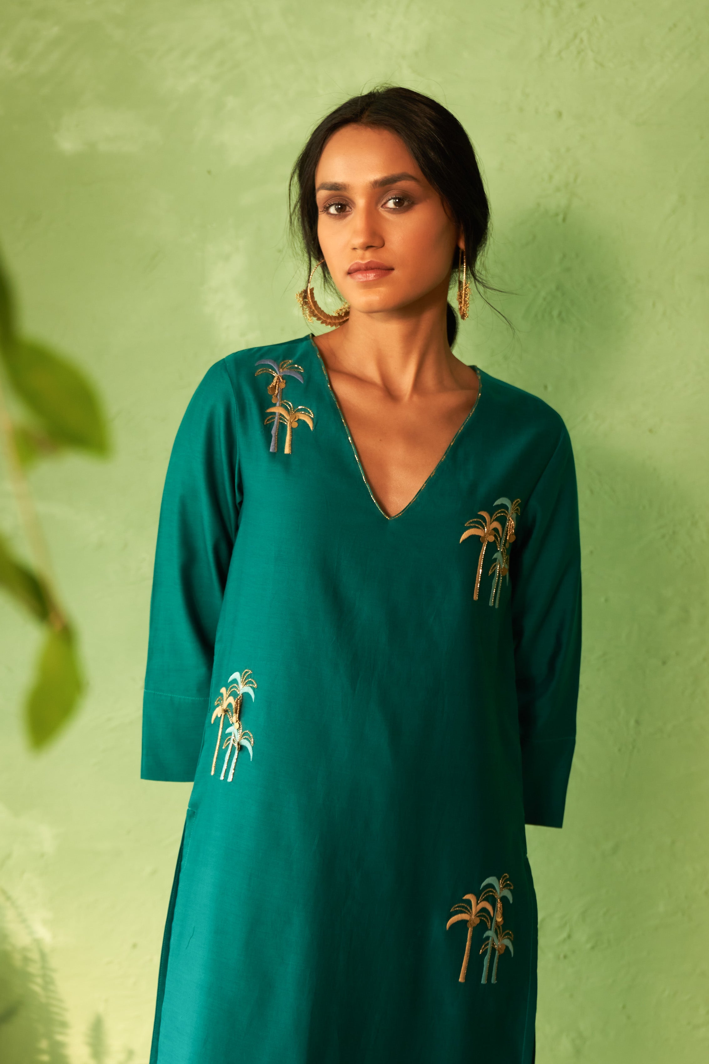 Palm Tree Motif Kurta Set with Organza Dupatta