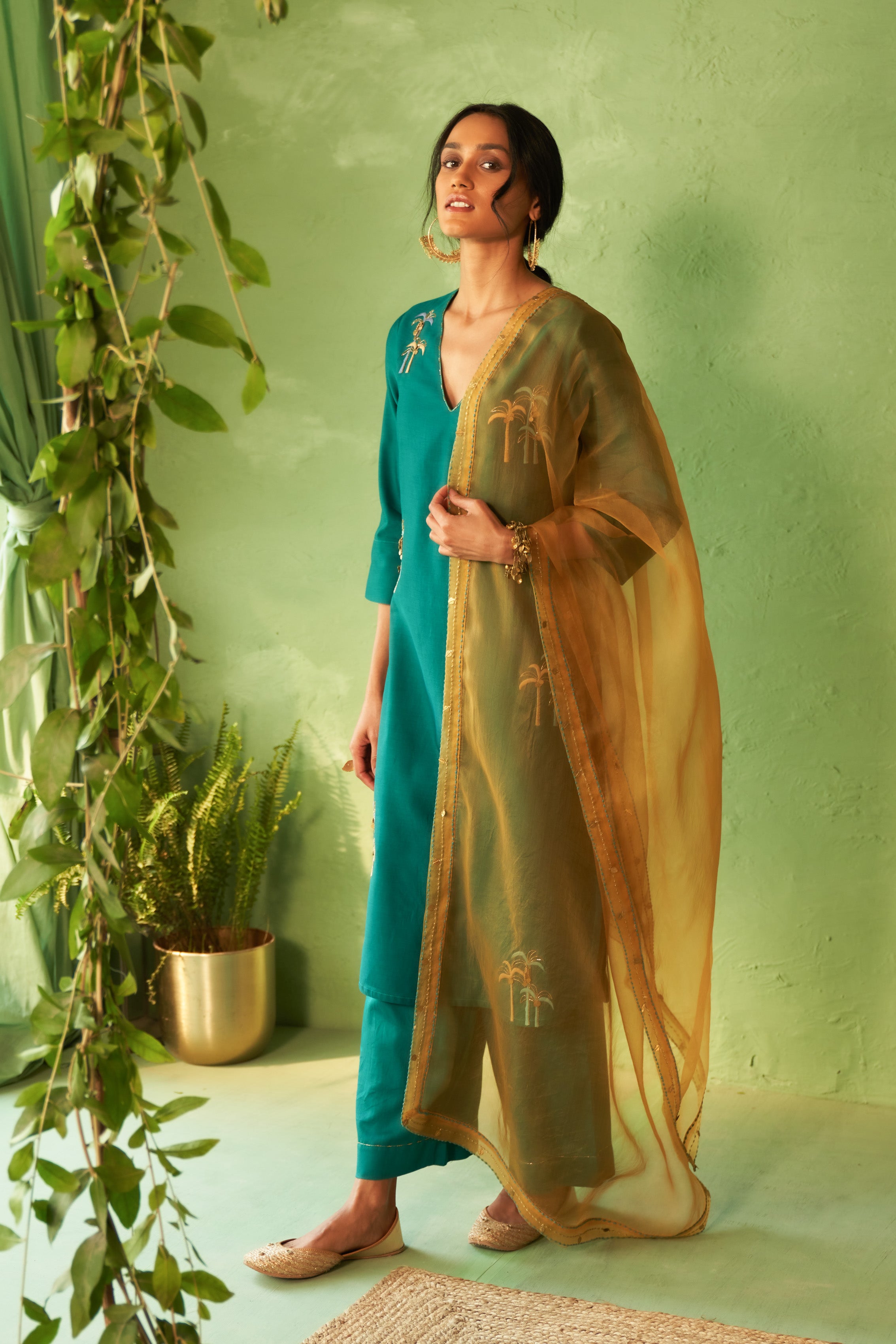 Palm Tree Motif Kurta Set with Organza Dupatta