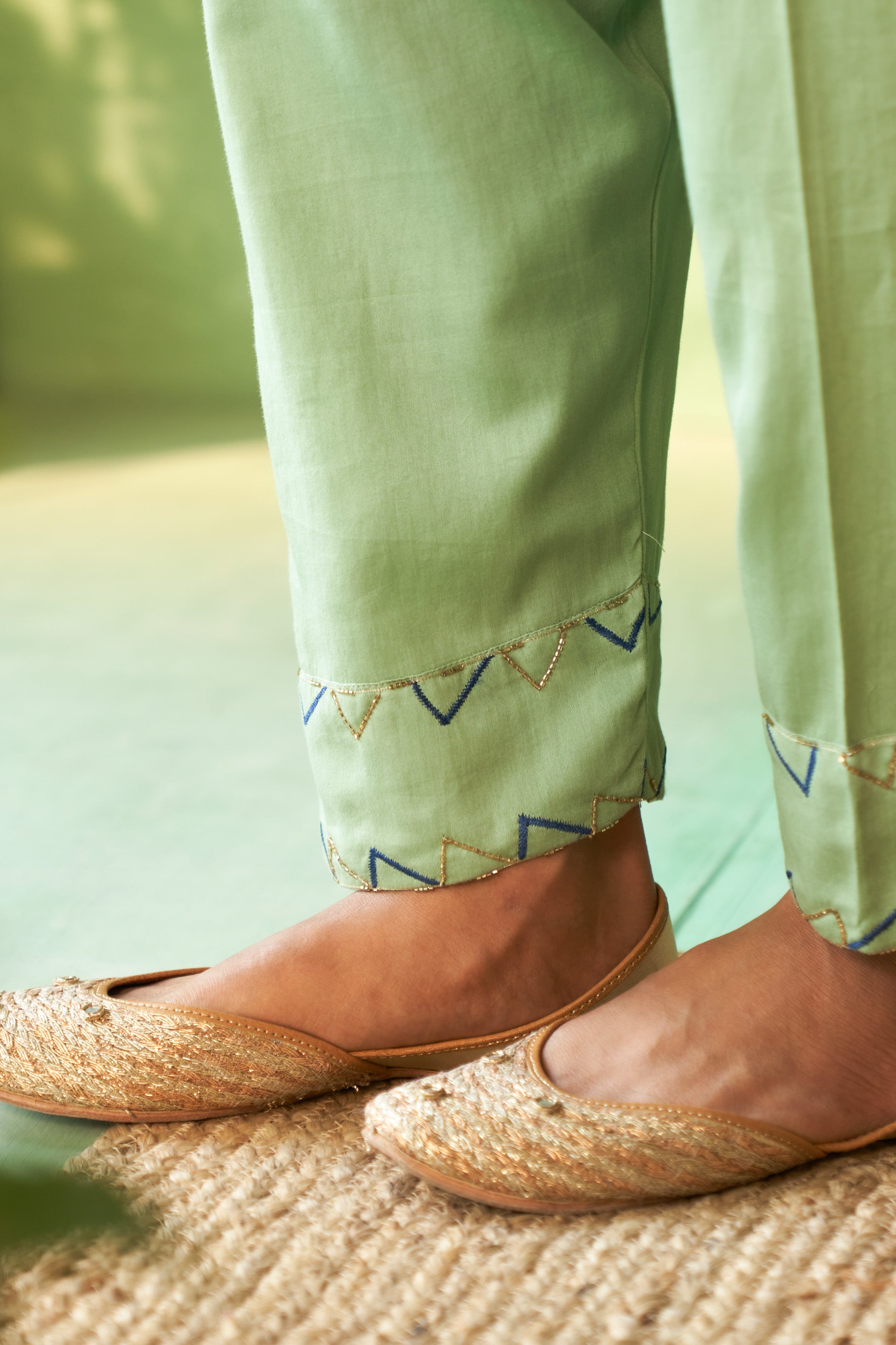 Embroidered Palm Tree Kurta Set with Organza Dupatta