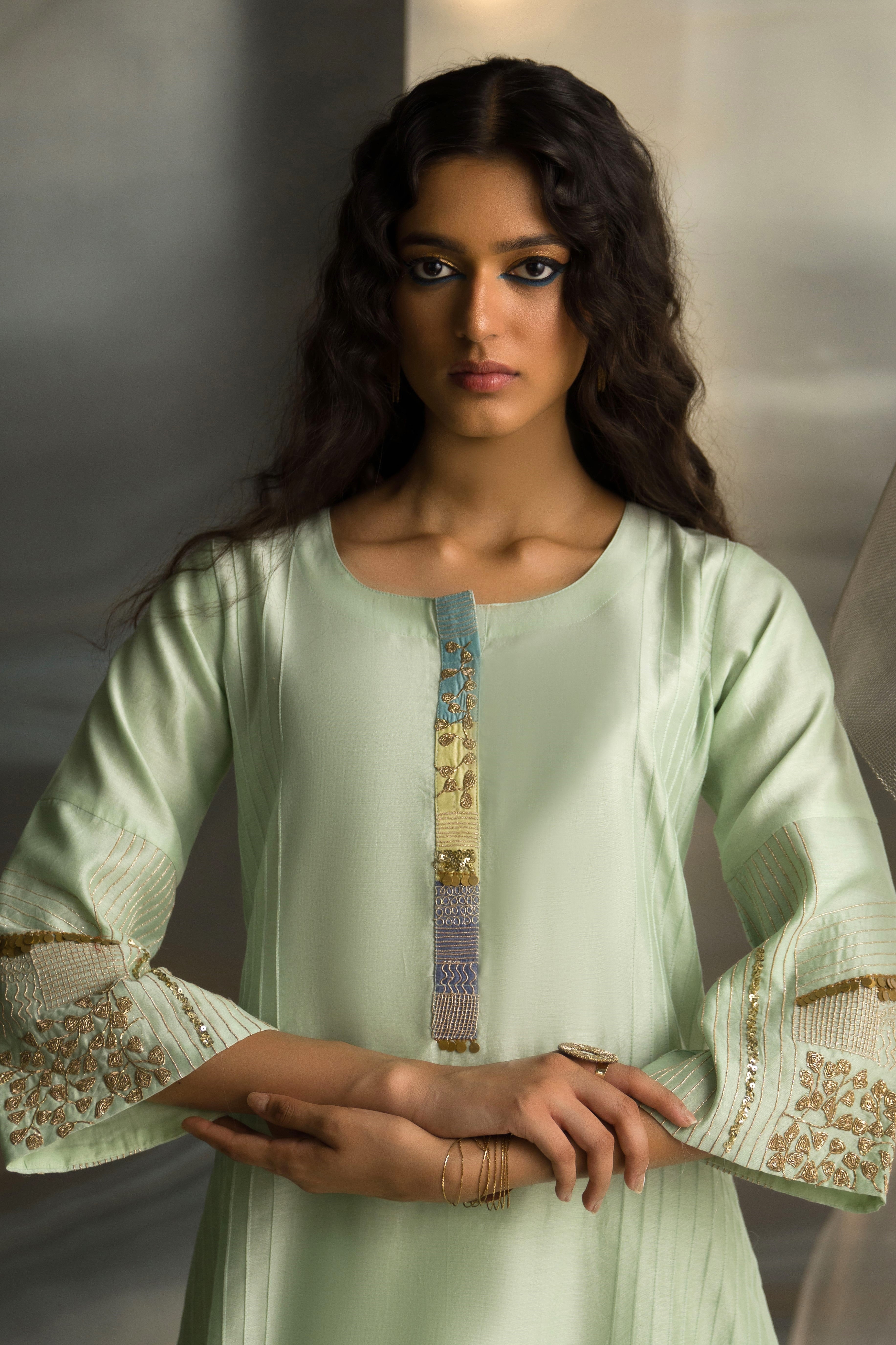 CY Charkhee Mint Green Flared Sleeve Kurta Set Closeup 1