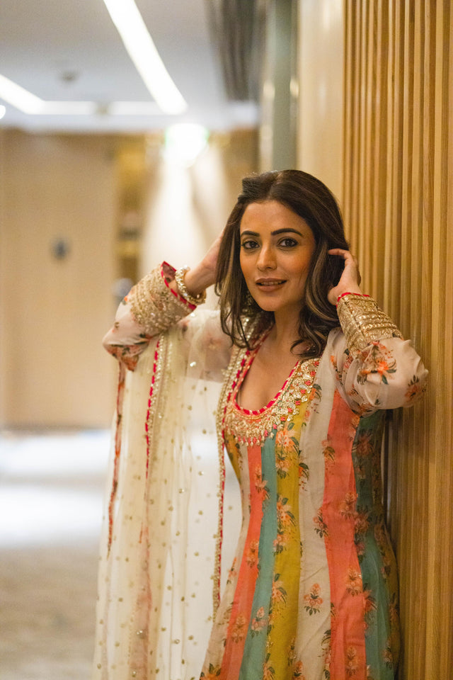 Nisha Aggarwal in Gopi Vaid Printed Anarkali Set Closeup 4