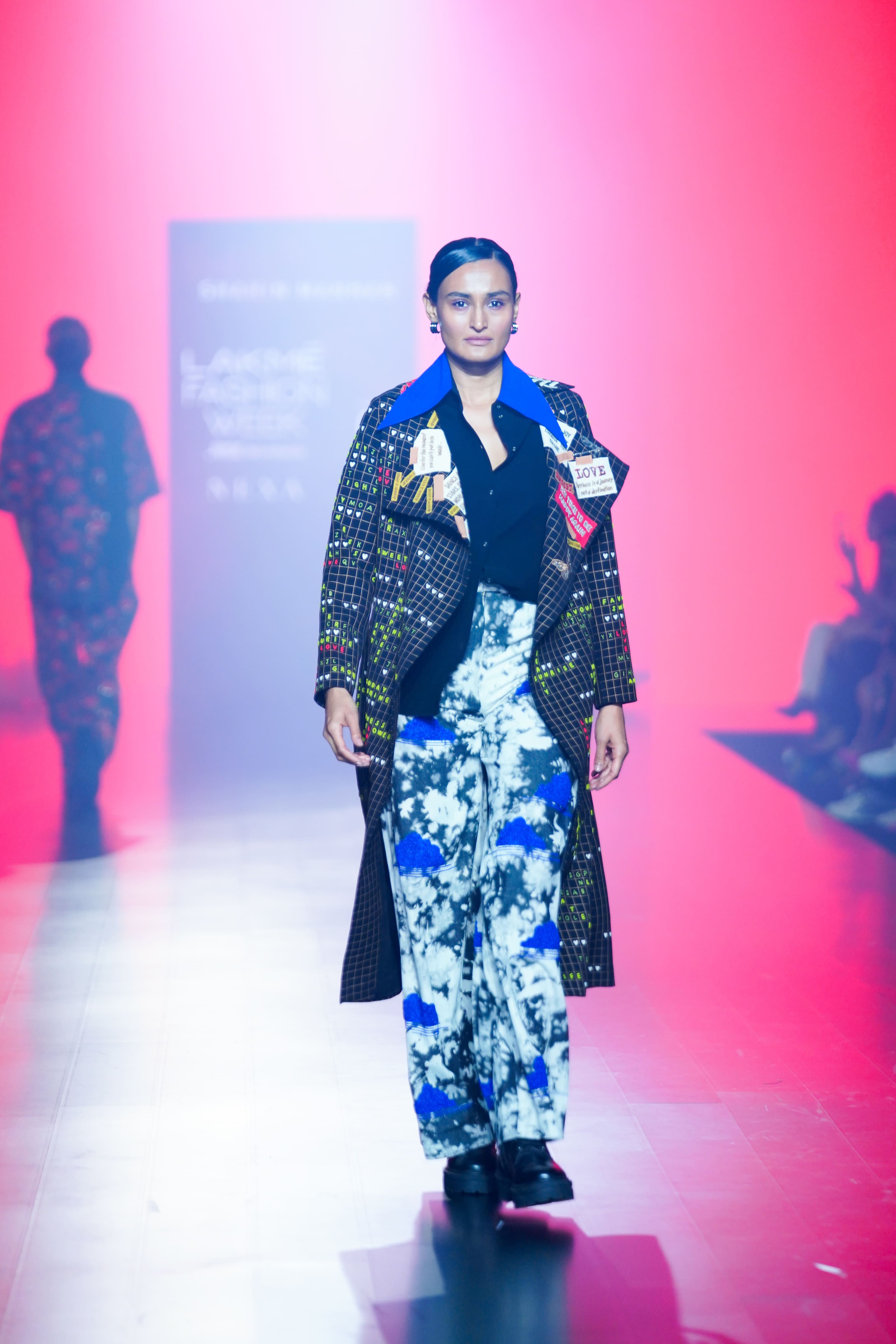 Cloud Wash Pants Of "(Crossword Long Wrap Coat)"