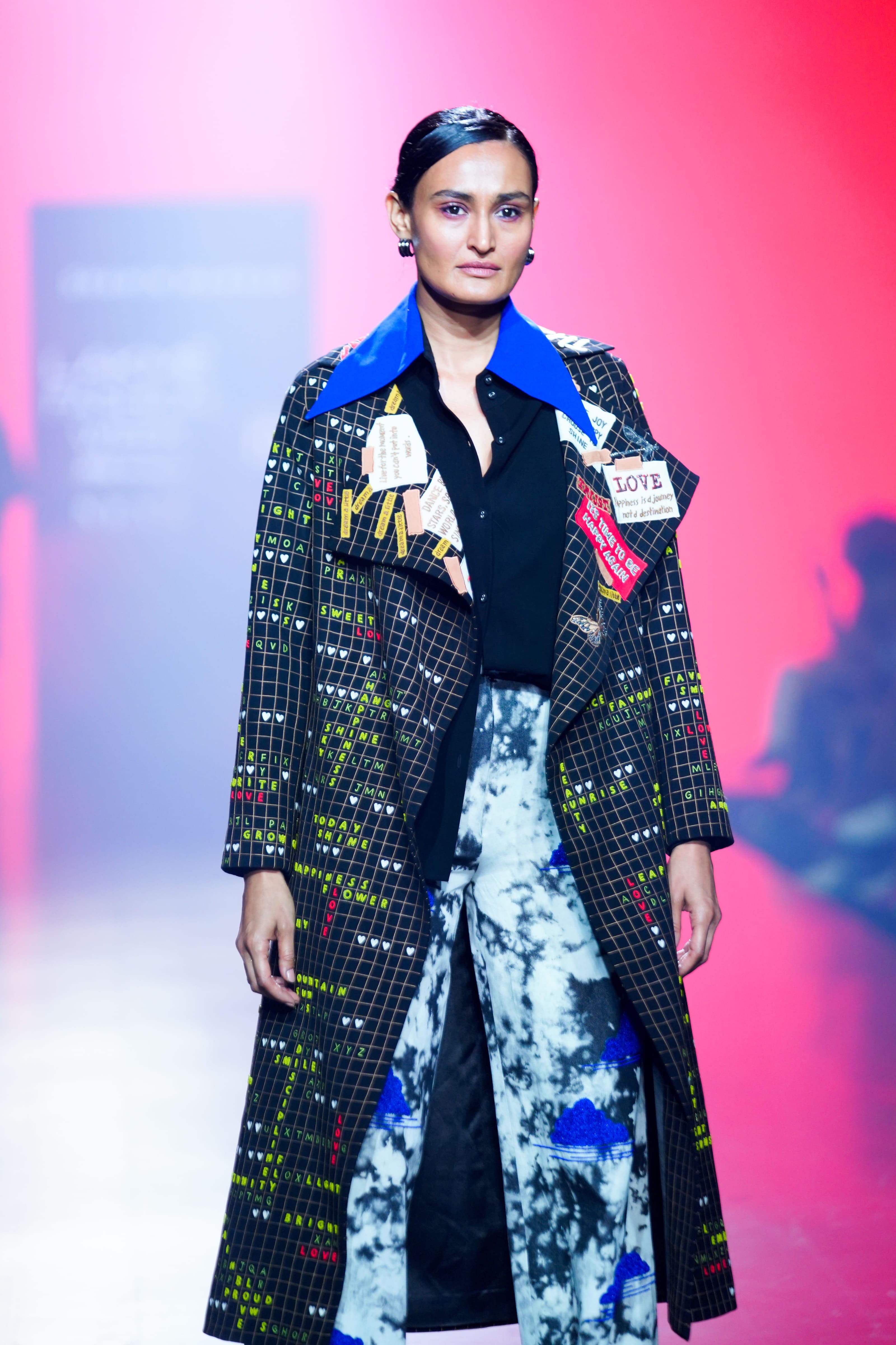 Cloud Wash Pants Of "(Crossword Long Wrap Coat)"