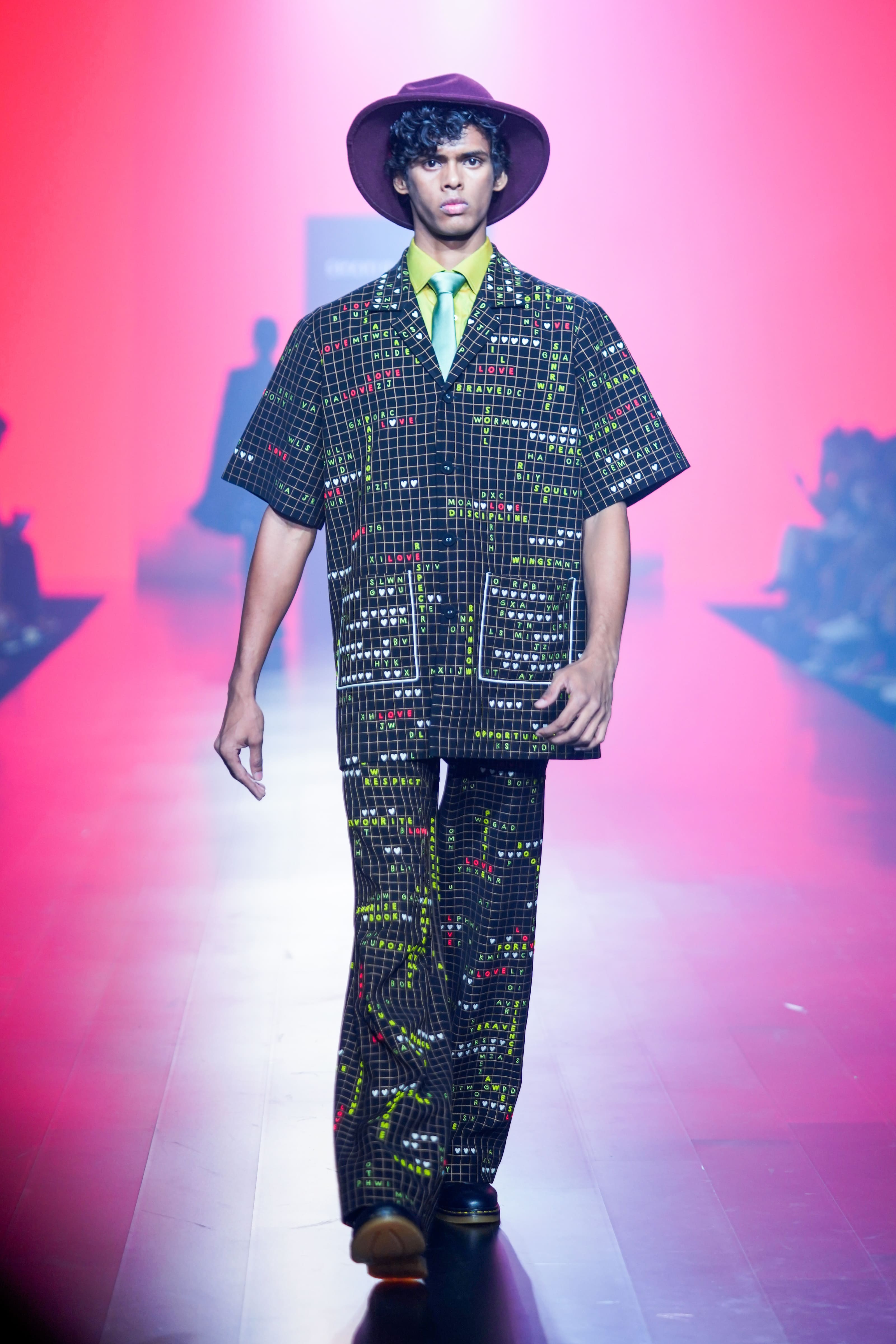 Pants Of "(Crossword Half Sleeve Jacket)"