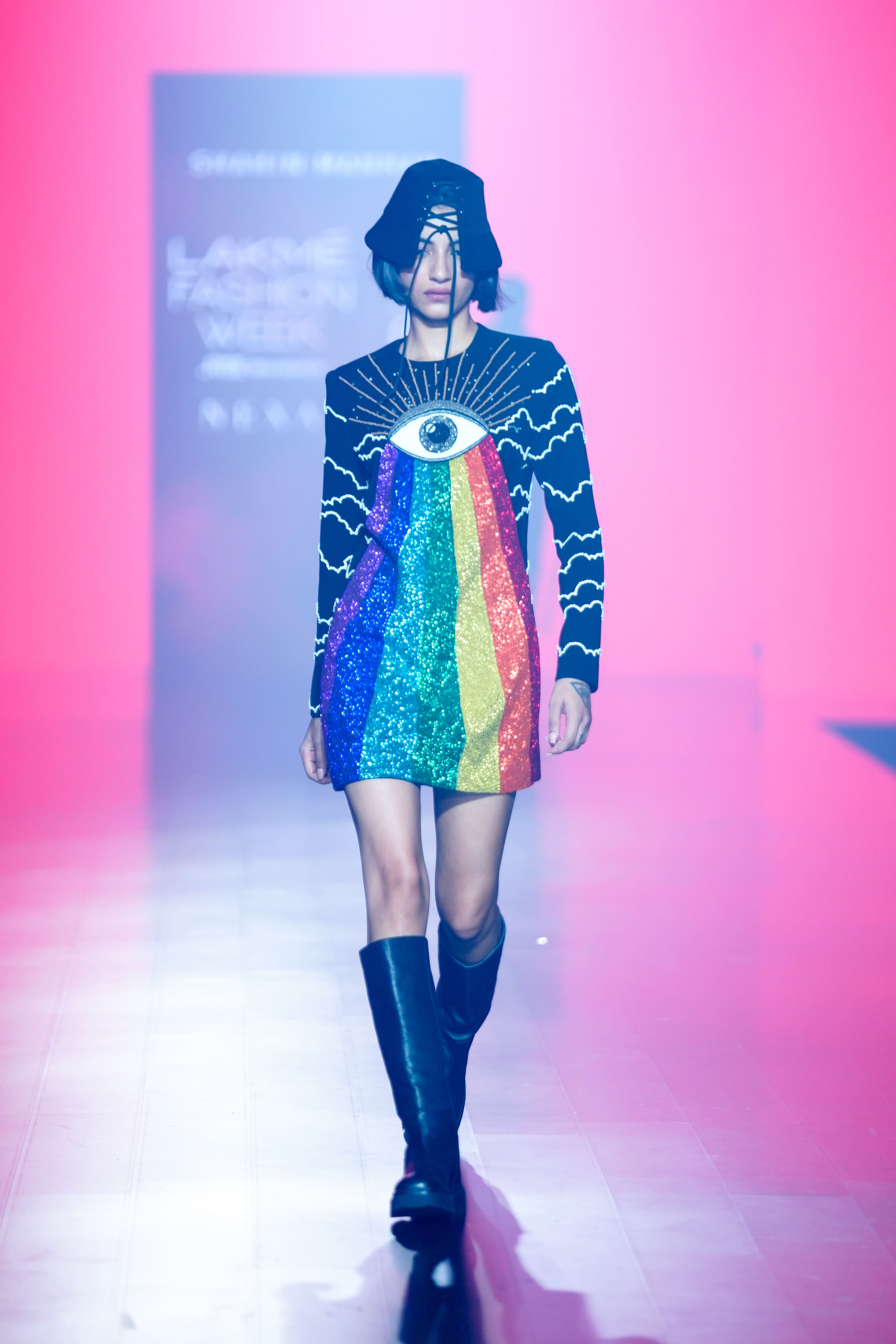 Hat Of "(Clouds And Eye Rainbow Mini Dress)"