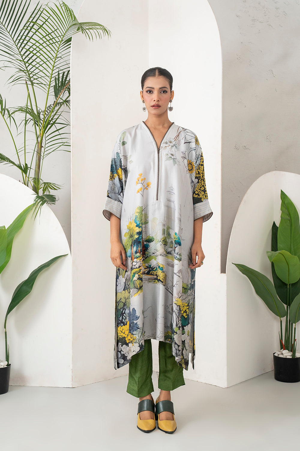 Grey Silk Chanderi Painterly Landscape Printed Zippered Dress Set