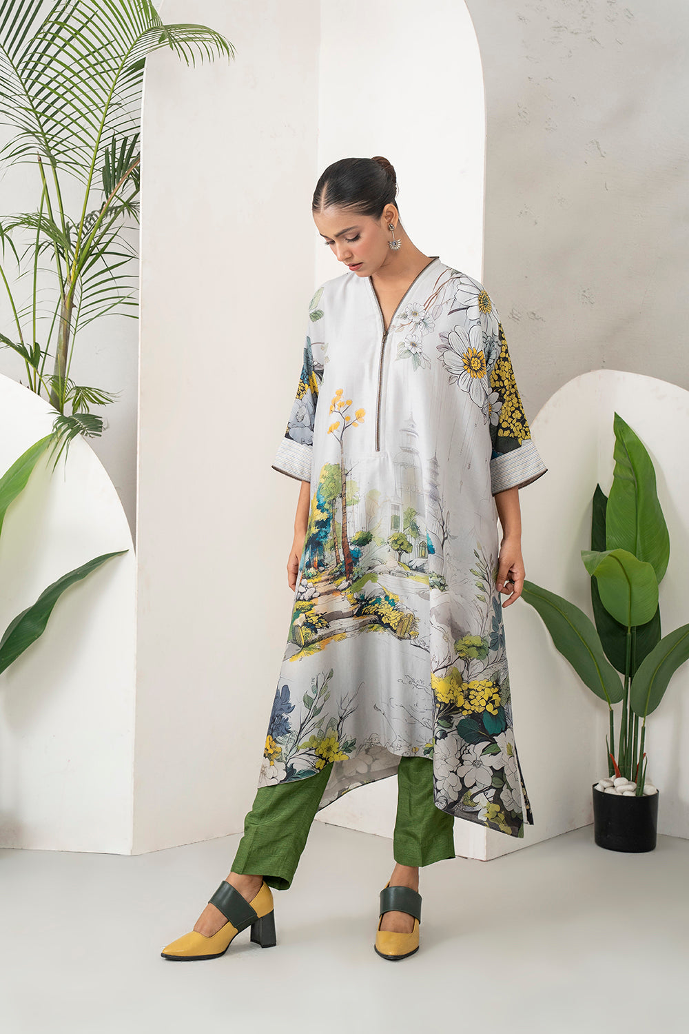 Grey Silk Chanderi Painterly Landscape Printed Zippered Dress Set