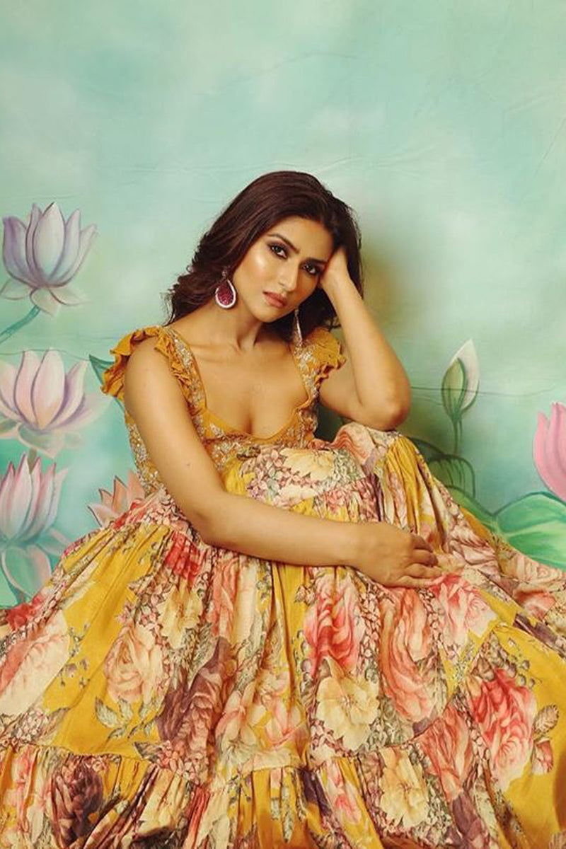 CY Pranutan Bahl In Lehenga Set By Aayushi Maniar Front 1