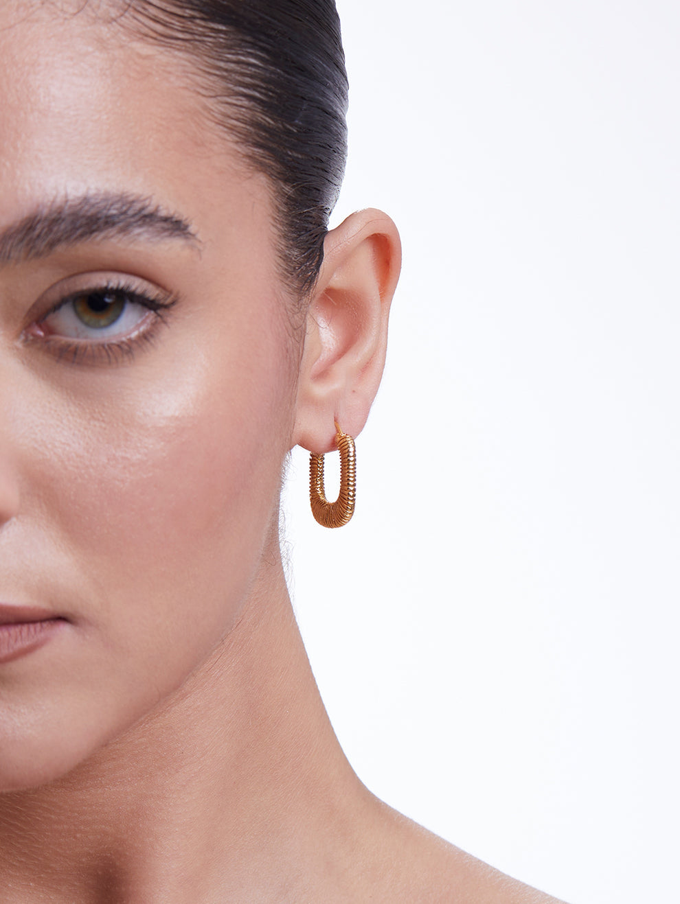 Golden Threaded Rectangular Hoops