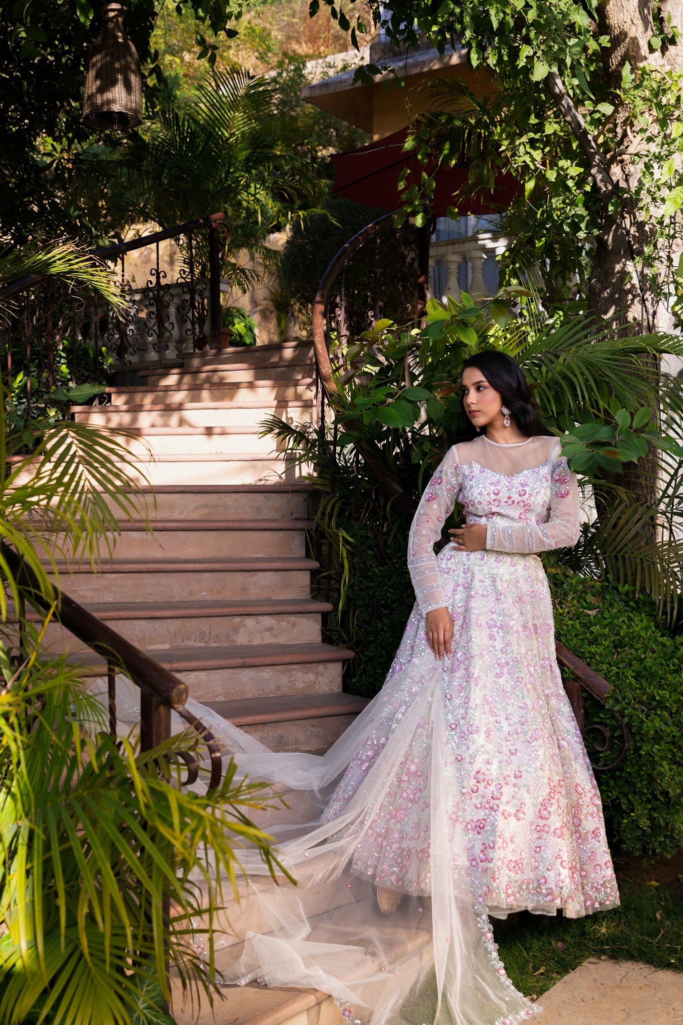 OFF WHITE OMBRE BRIDAL LEHENGA SET