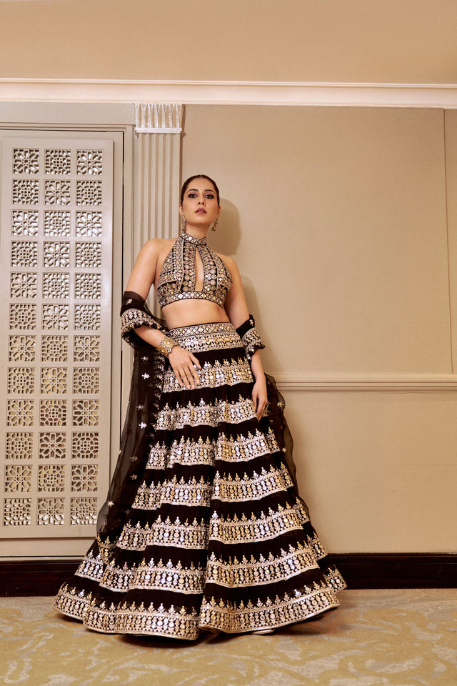 CY Raashi Khanna In Farheen Lehenga Set By Gopi Vaid Front 1
