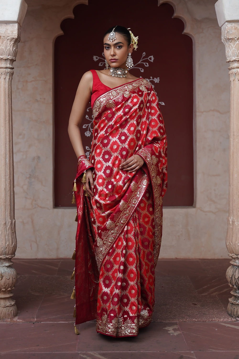 Ravisha Banarasi Saree - Red