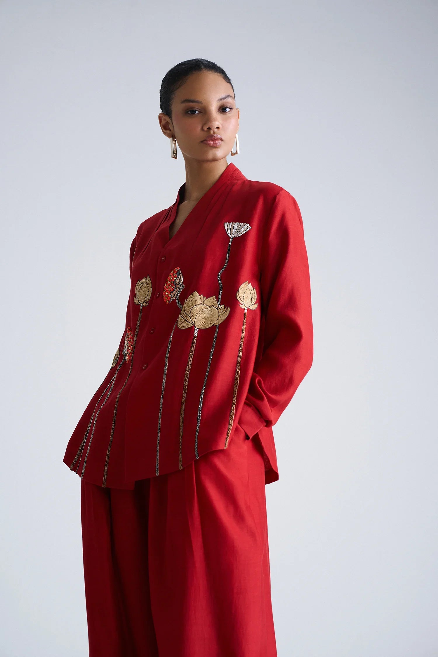 PANTS OF ( EARTH LOTUS NECK PLEATED SHIRT )